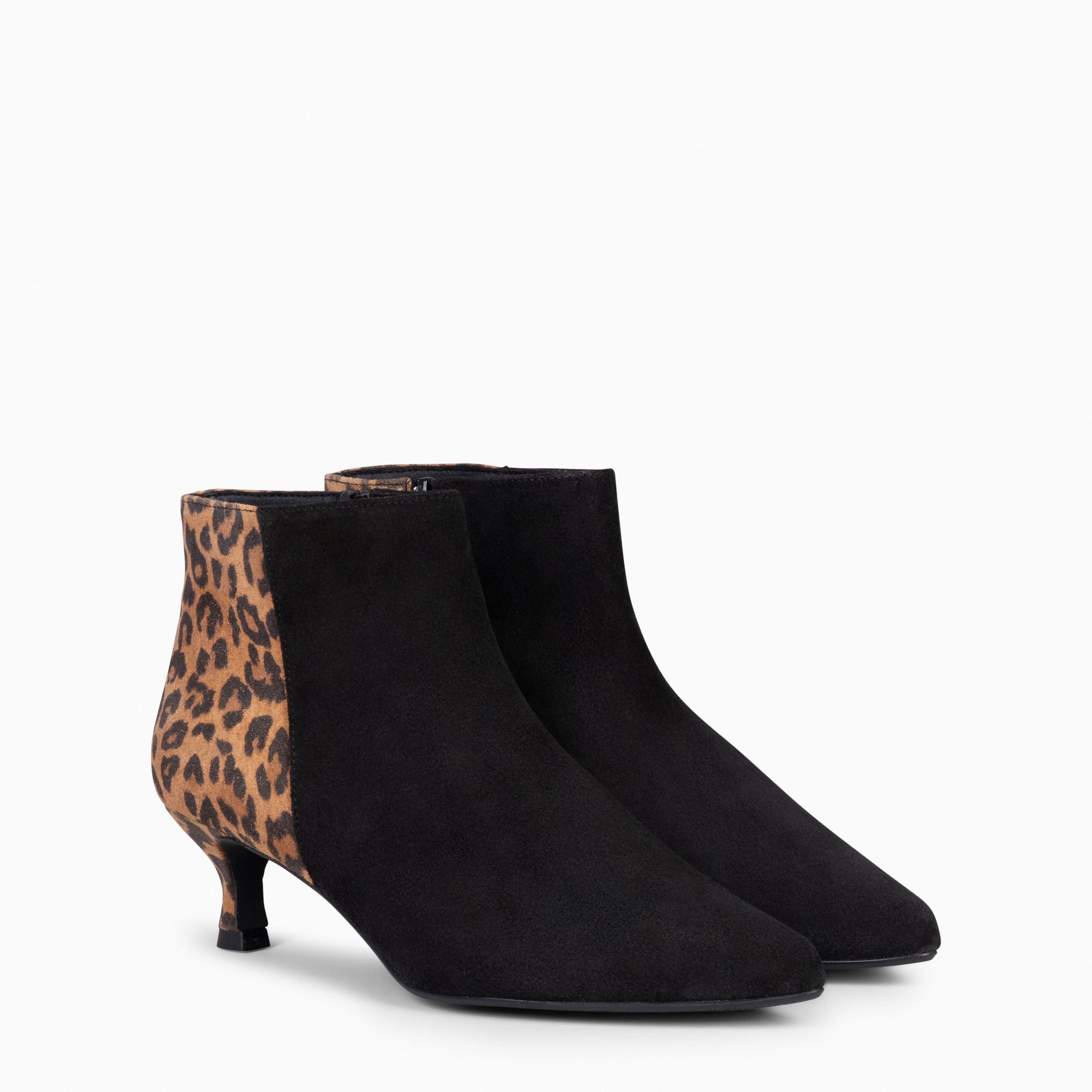 ROYAL SUEDE – BLACK LEOPARD Low heel booties