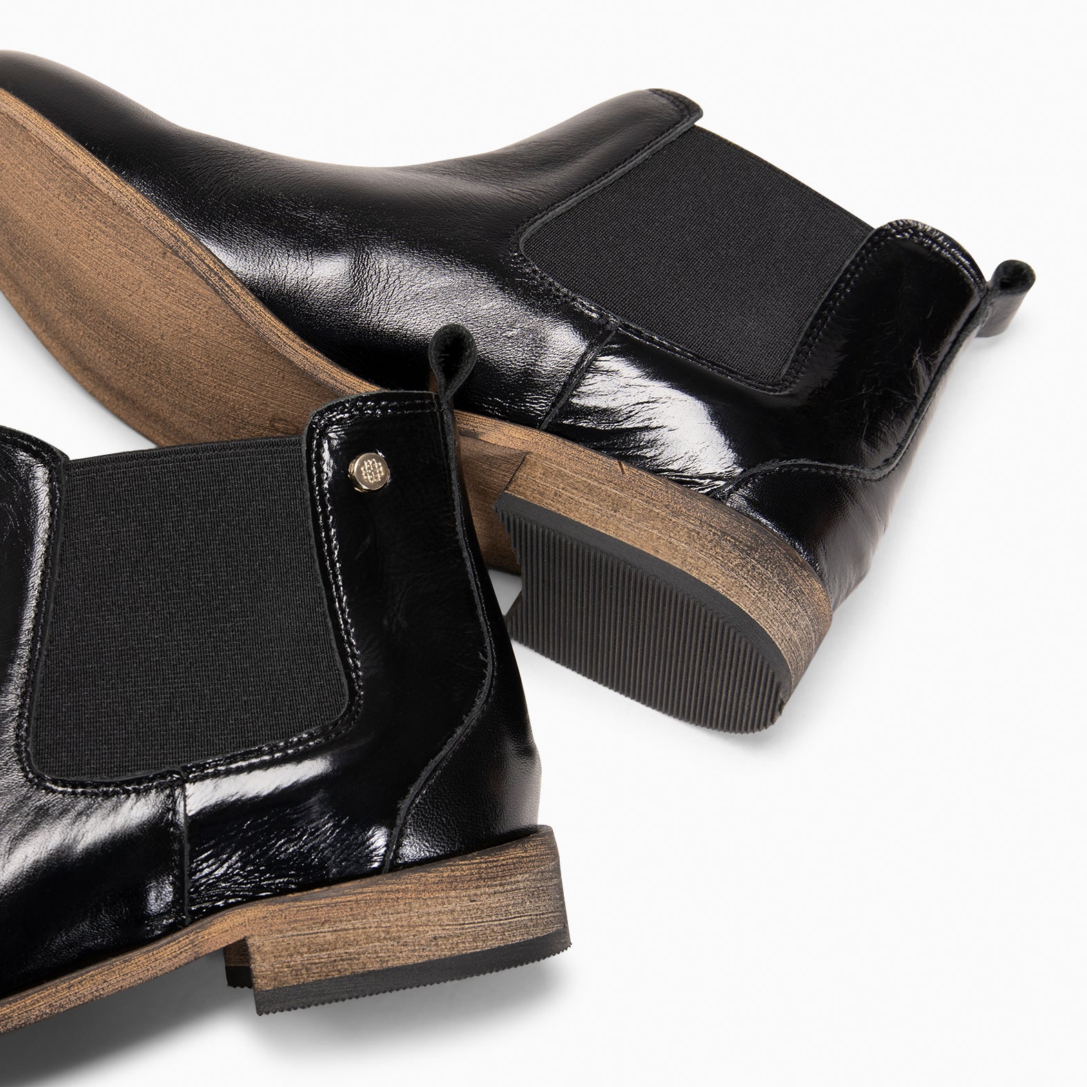 CLAIRE - Botín de serraje estilo Chelsea NEGRO CHAROL