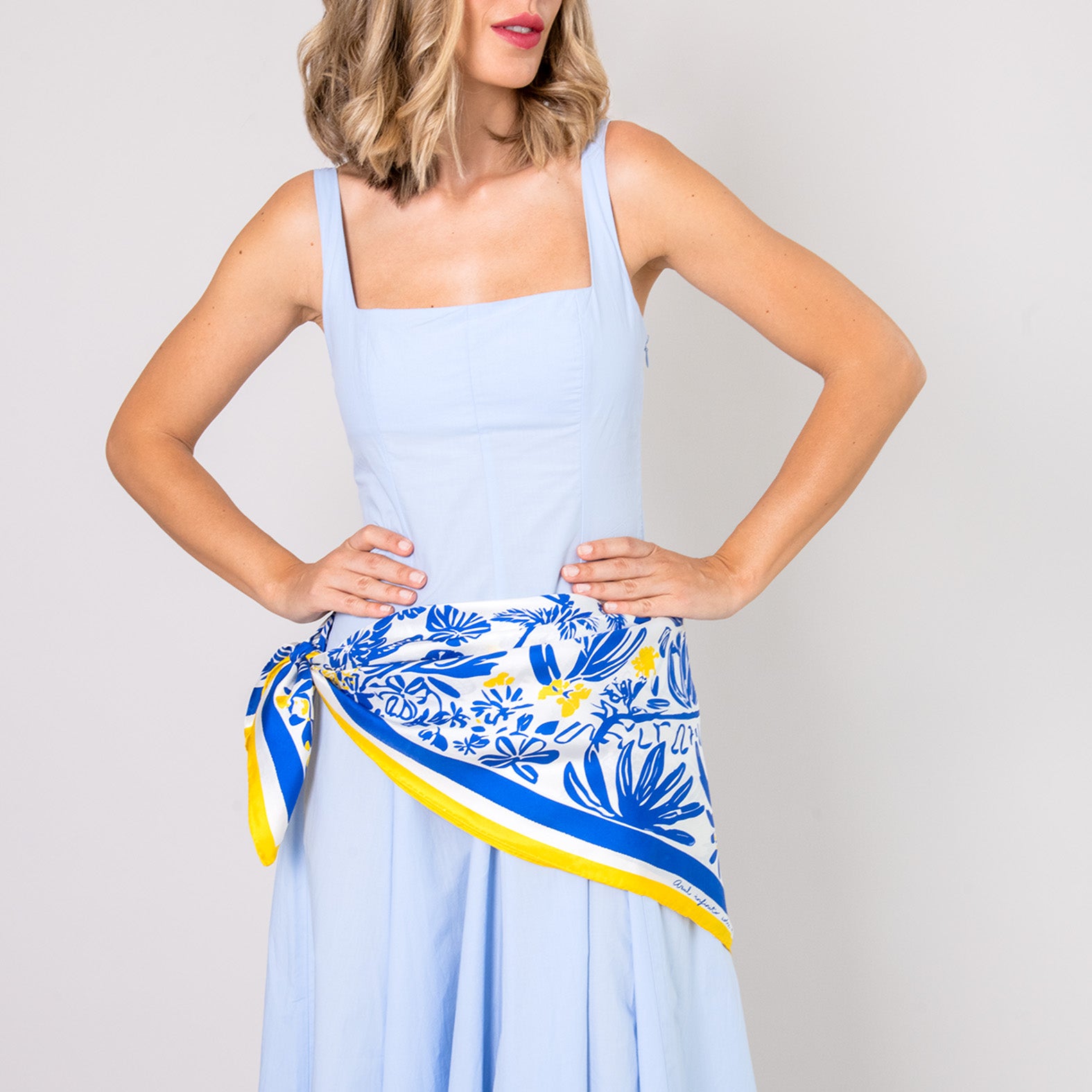 CAPRI - 100% natural silk scarf