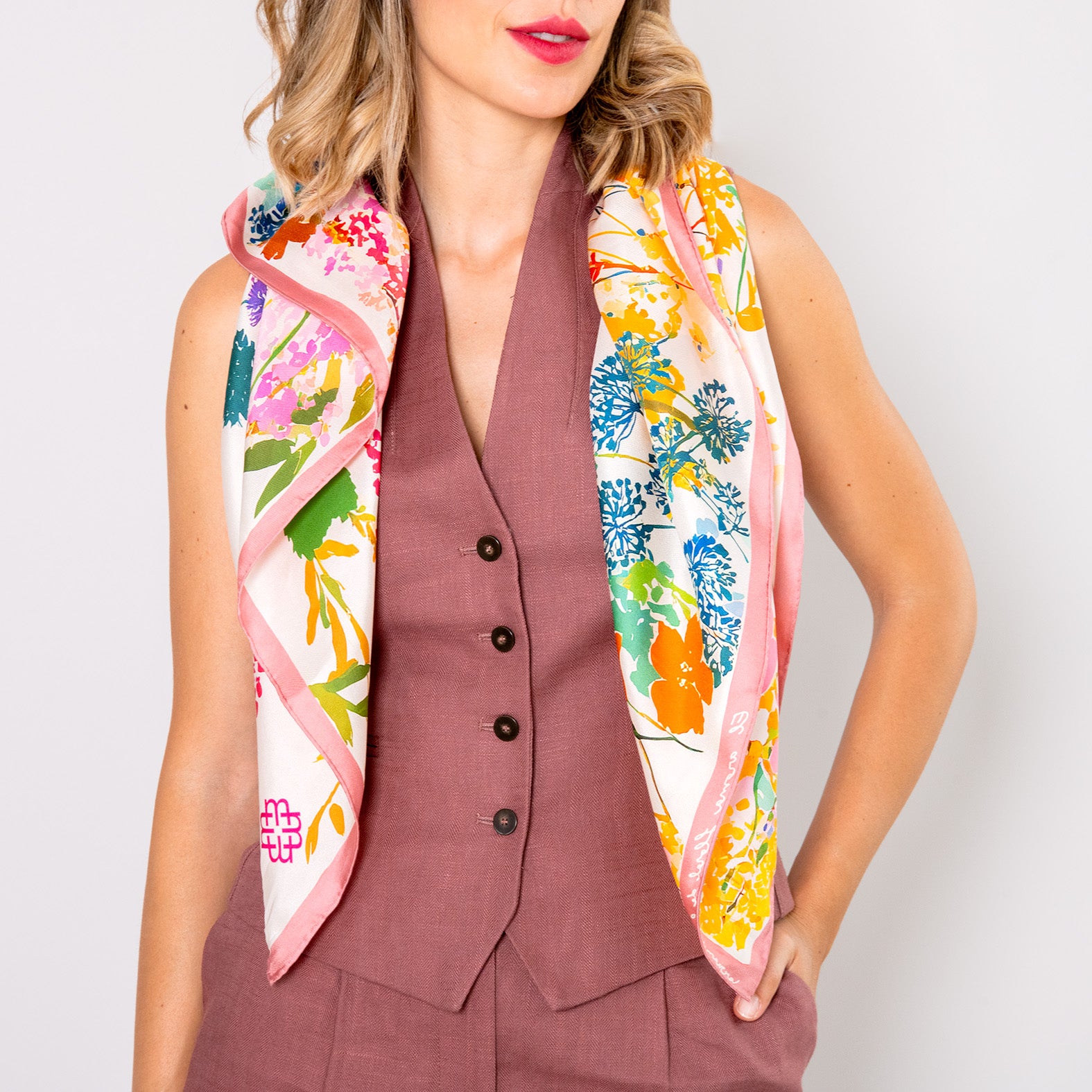 BOUQUET - 100% natural silk scarf
