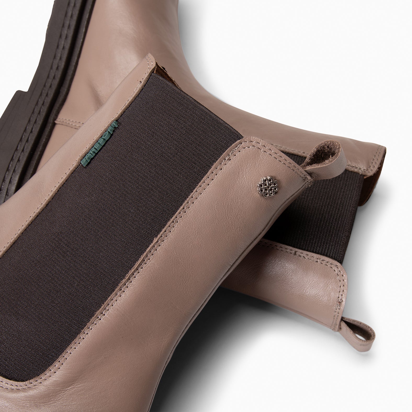 BETA - Botines Chelsea TAUPE