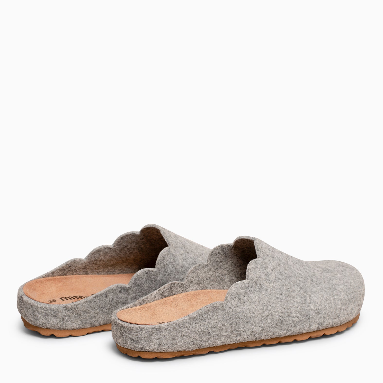 SWEET HOME – GREY SLIPPERS