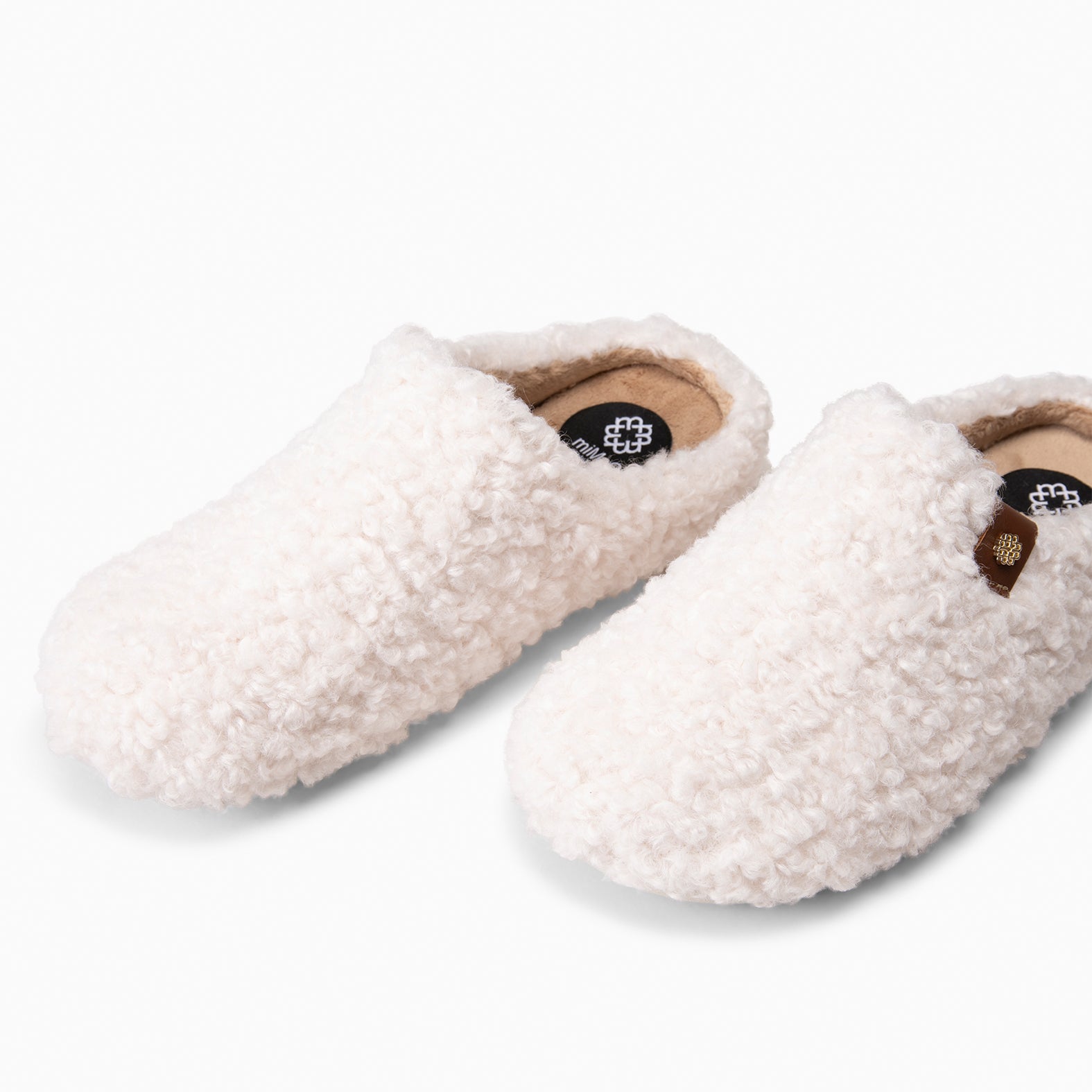 KOMFY DREAMS - Zapatillas de estar por casa ultra suaves CRUDO