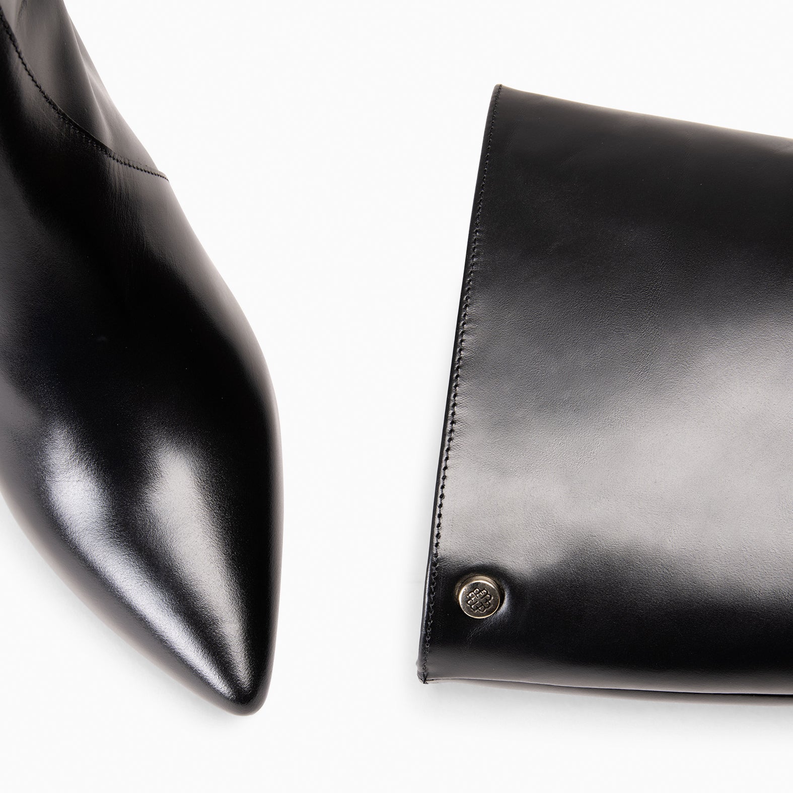 SOHO - BOTAS DE SALTO ALTO PRETO