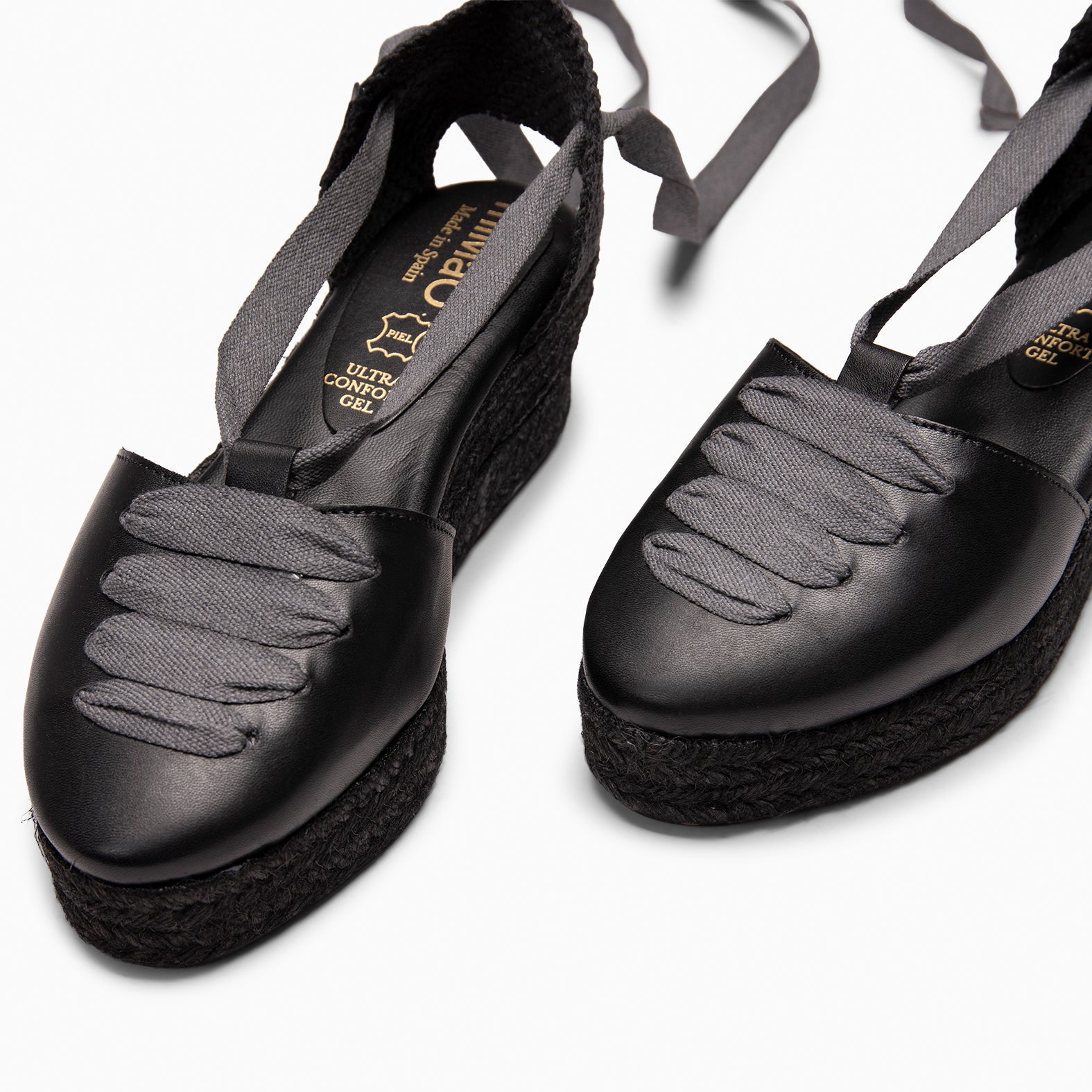 NOJA - BLACK Espadrilles with natural dyeing