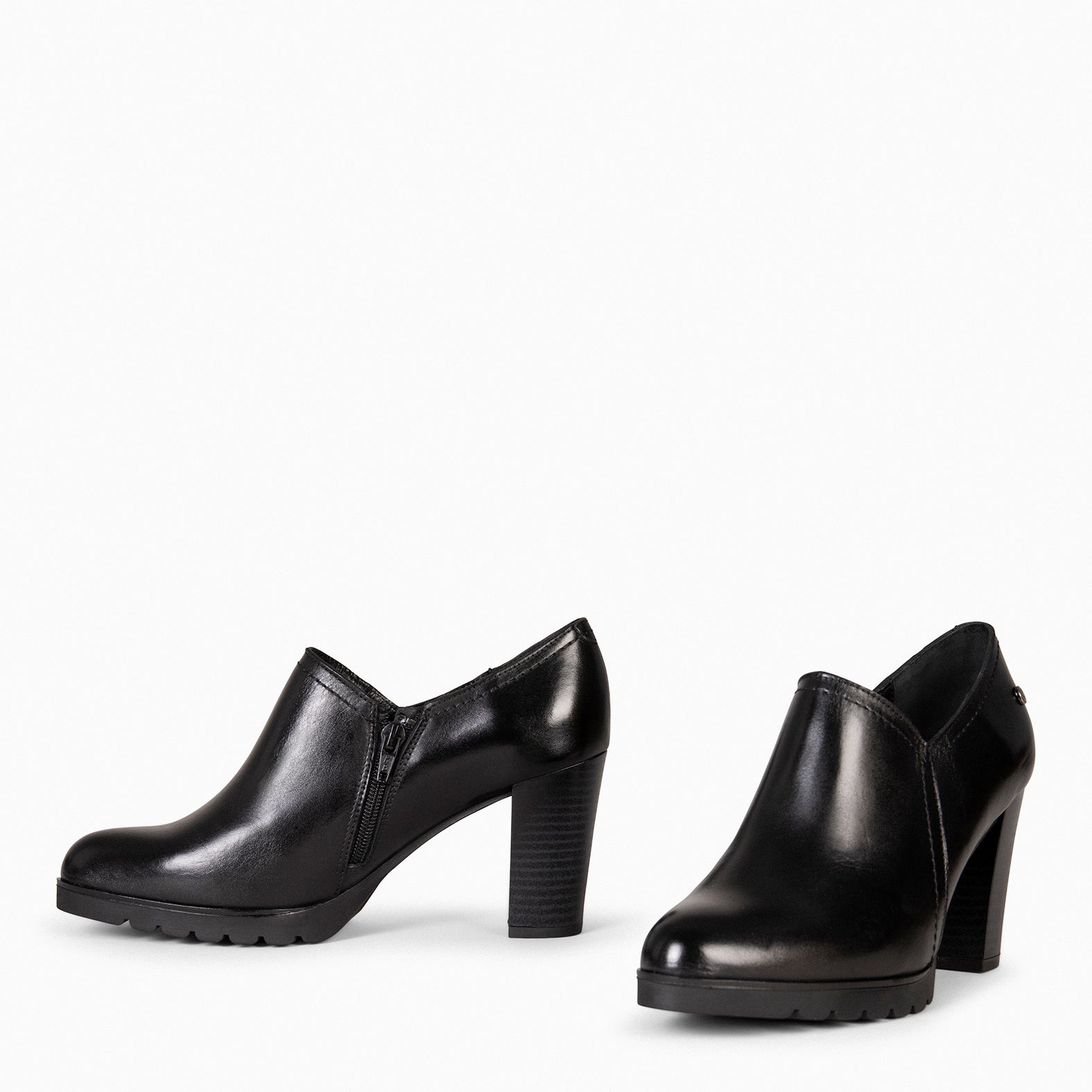 DAYANA - Botins cano curto PRETO
