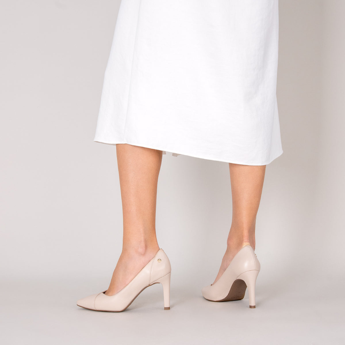 GLAM – NUDE ELEGANT HIGH HEELS