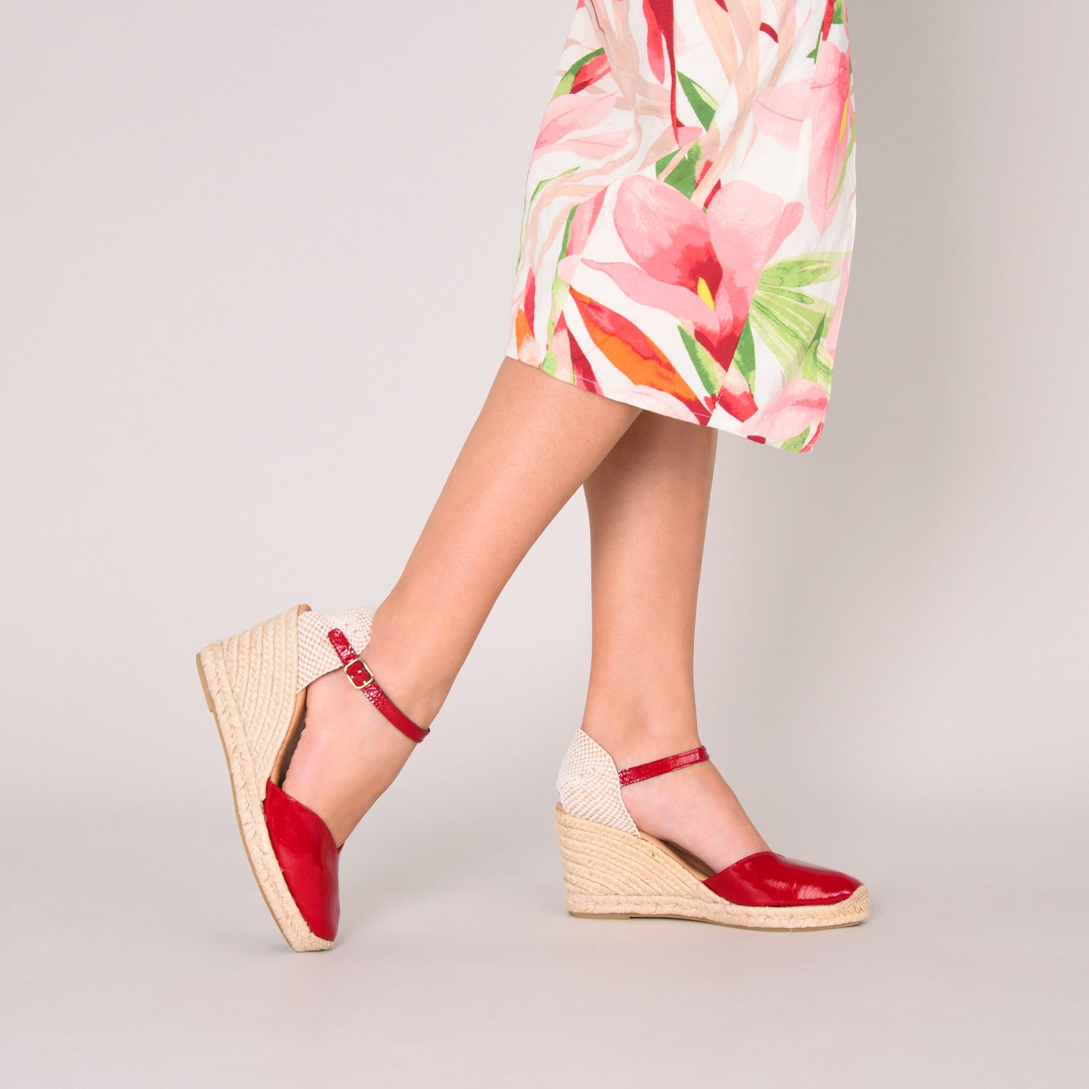 NERJA PATENT - RED PATENT ESPADRILLE WEDGES