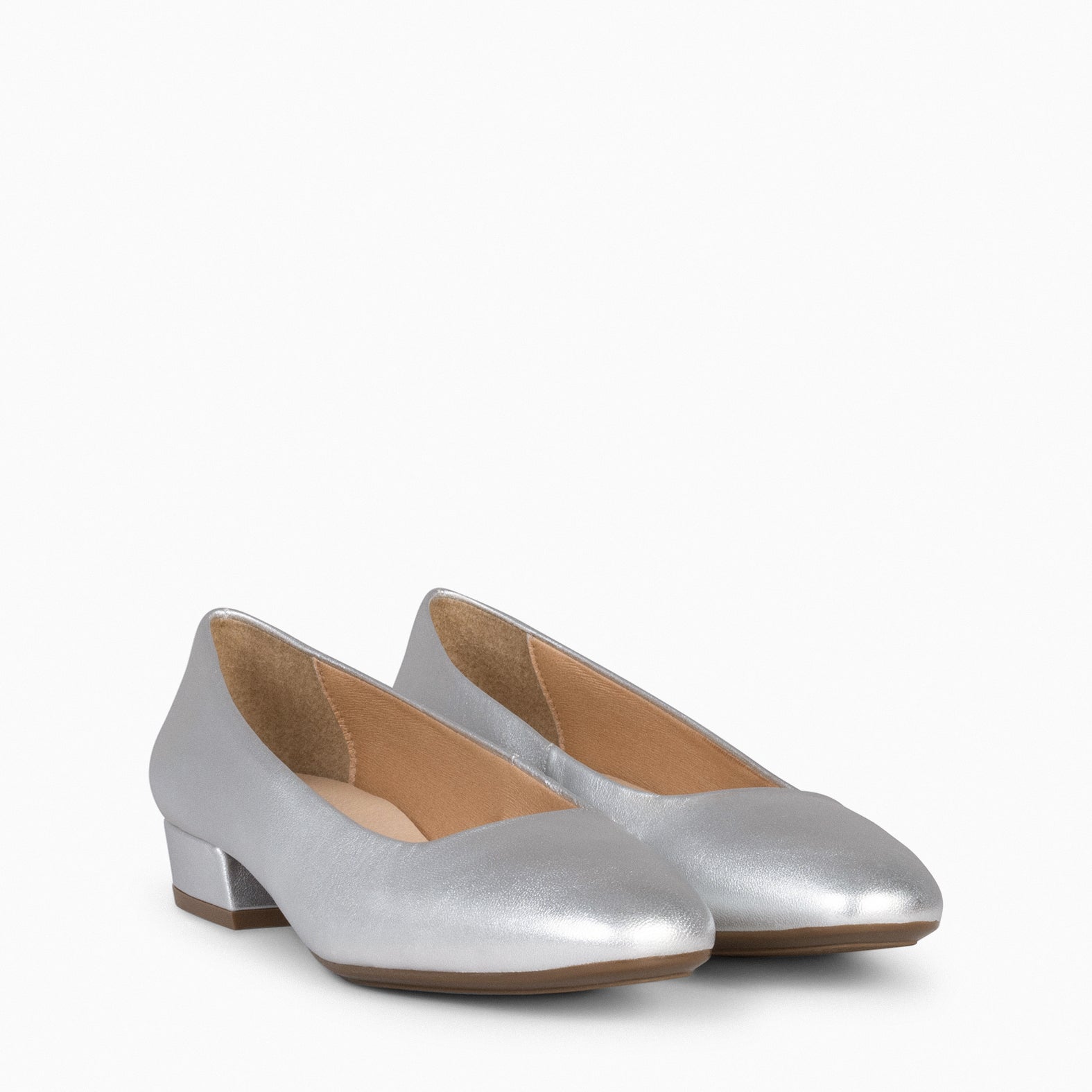 URBAN XS – SILVER LOW-HEELED SUEDE SHOES