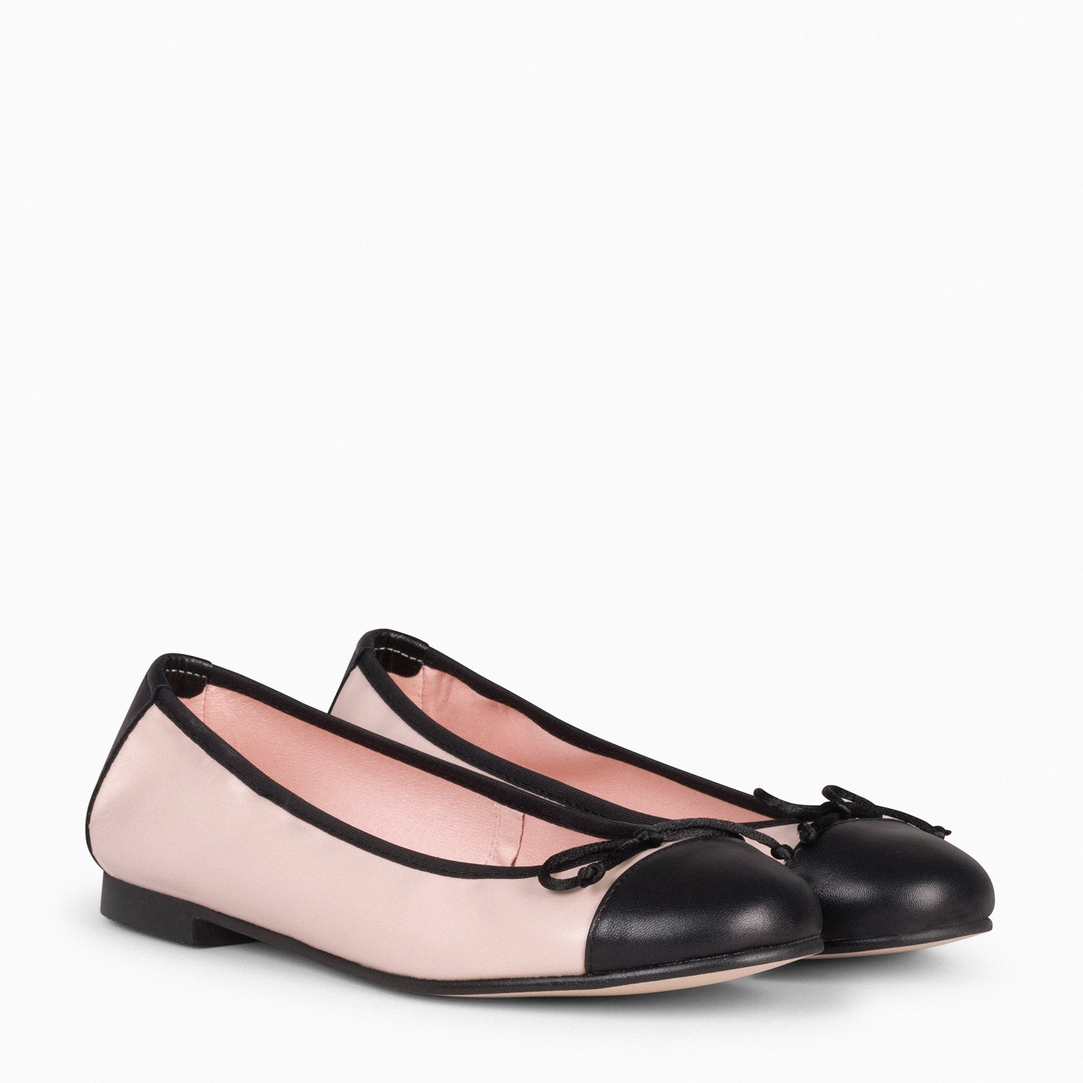 BALLET – NUDE ballerina flats with black toe