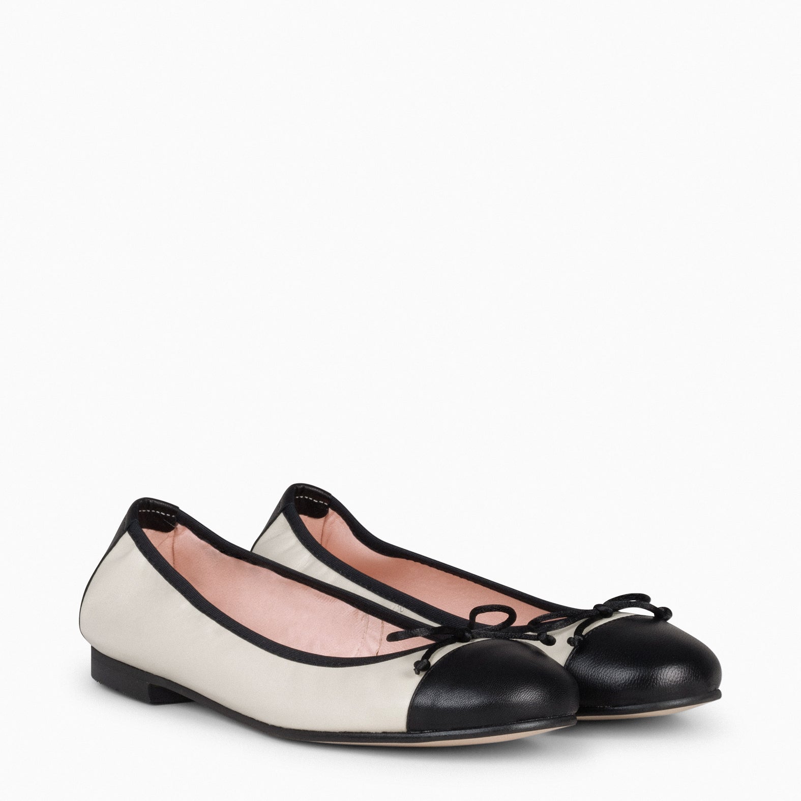 BALLET – WHITE ballerina flats with black toe