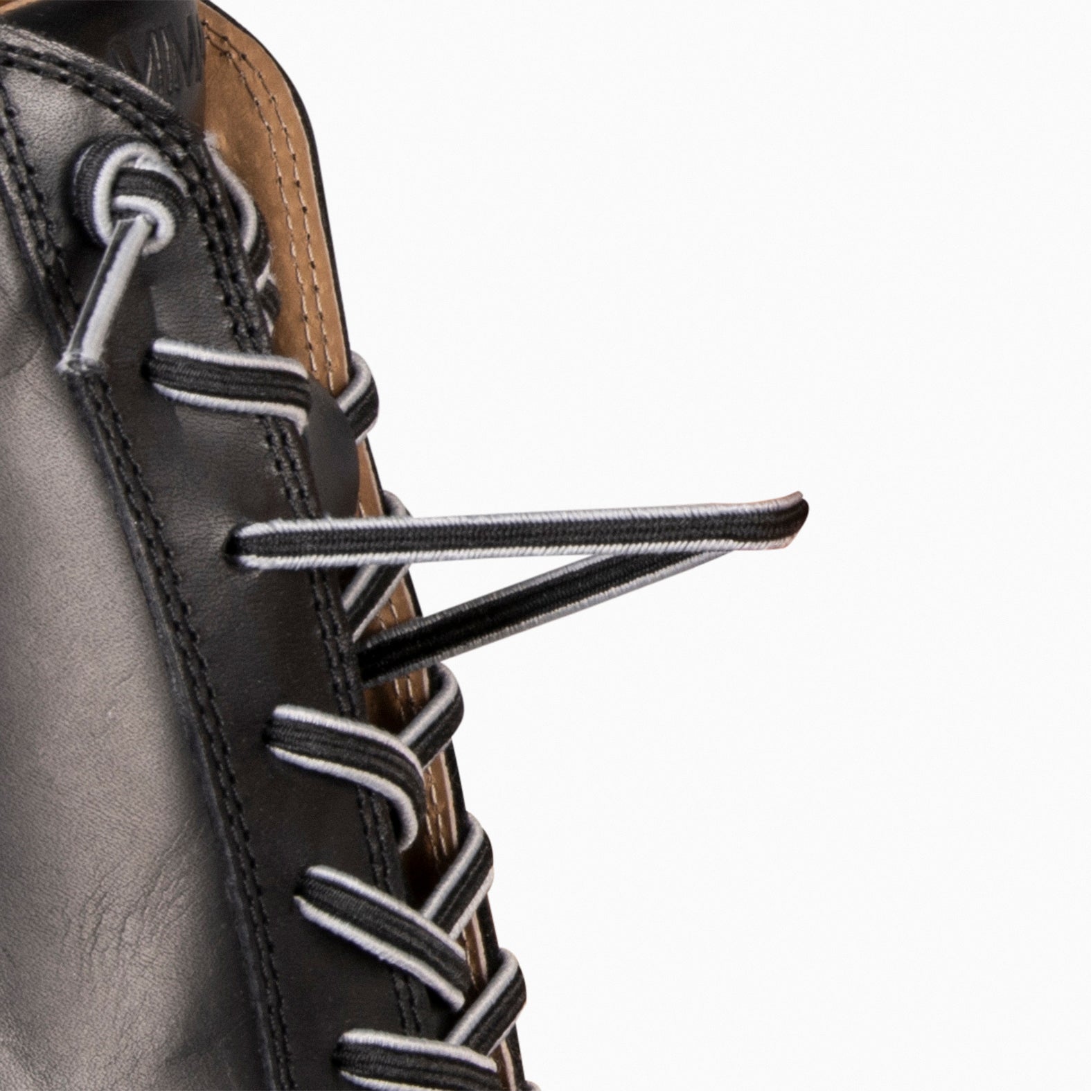 PELAYO – BLACK Elegant Sneaker