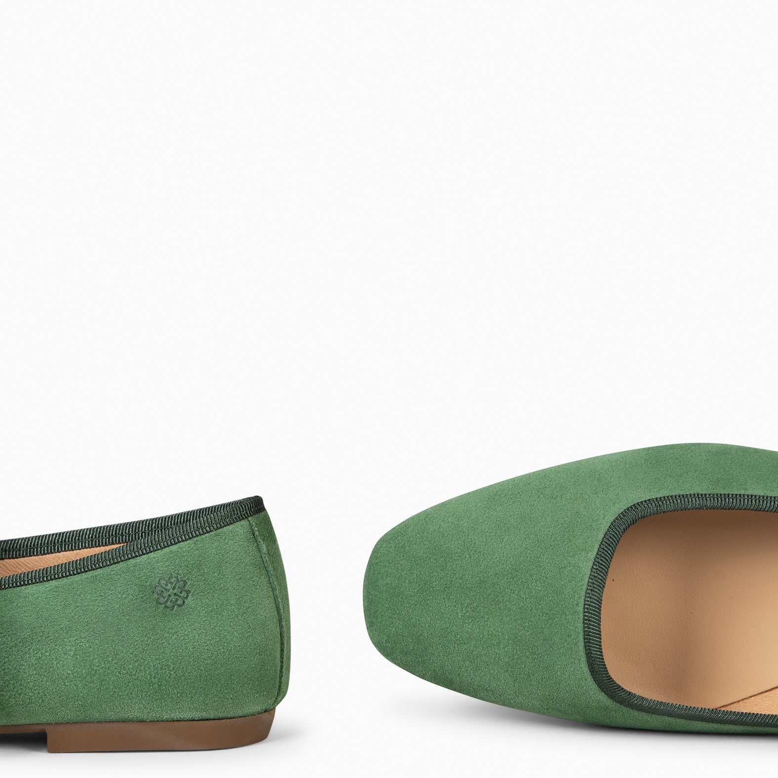 CLARA - GREEN SQUARE TOE MARY-JANES