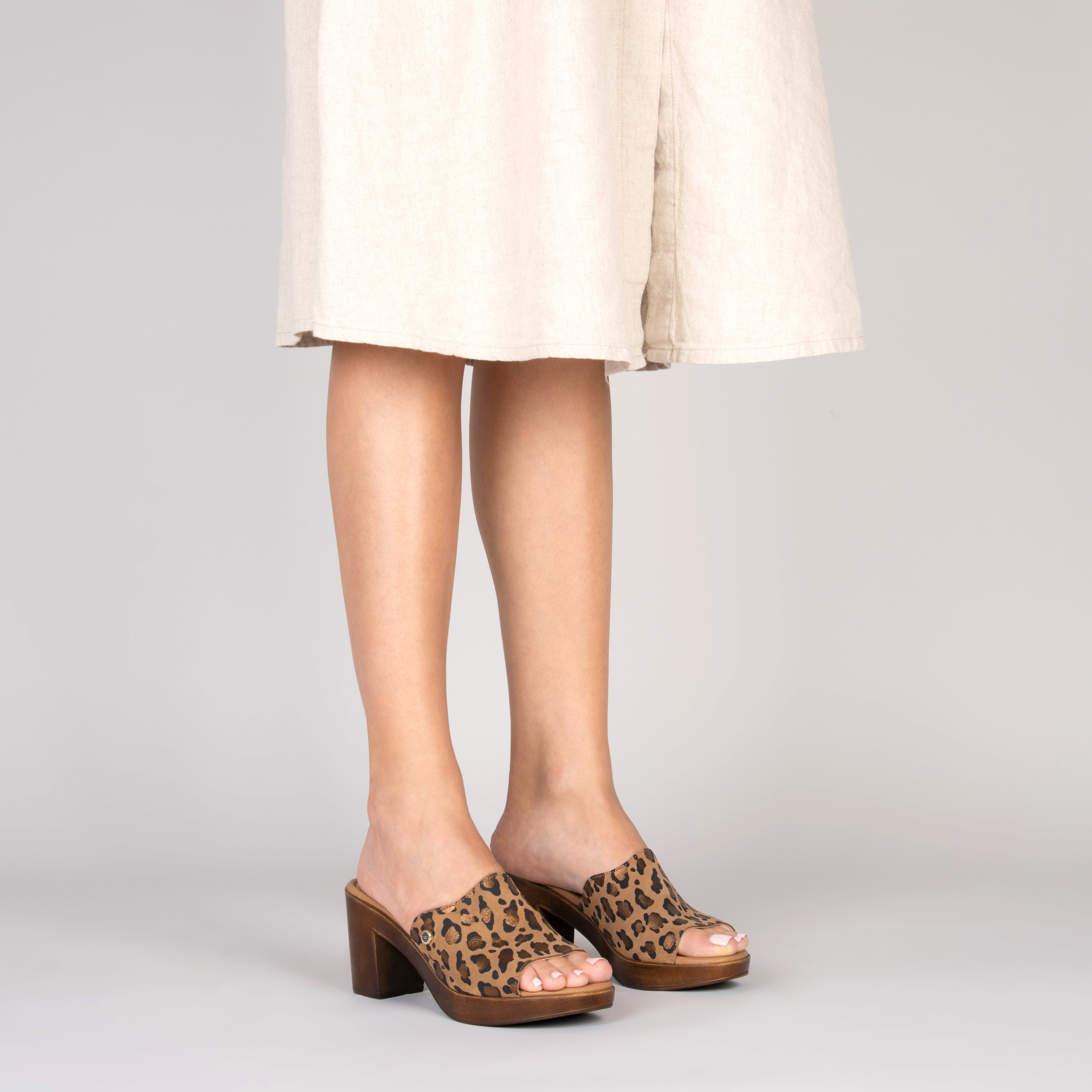 ADELA - Zuecos con tacón LEOPARDO