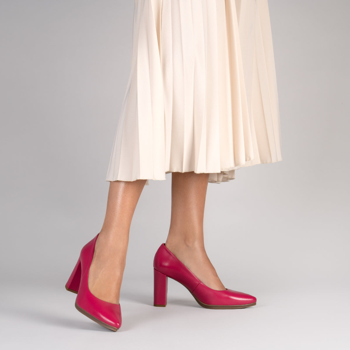 URBAN SALON – Zapatos de tacón alto de napa FUCSIA - miMaO ®