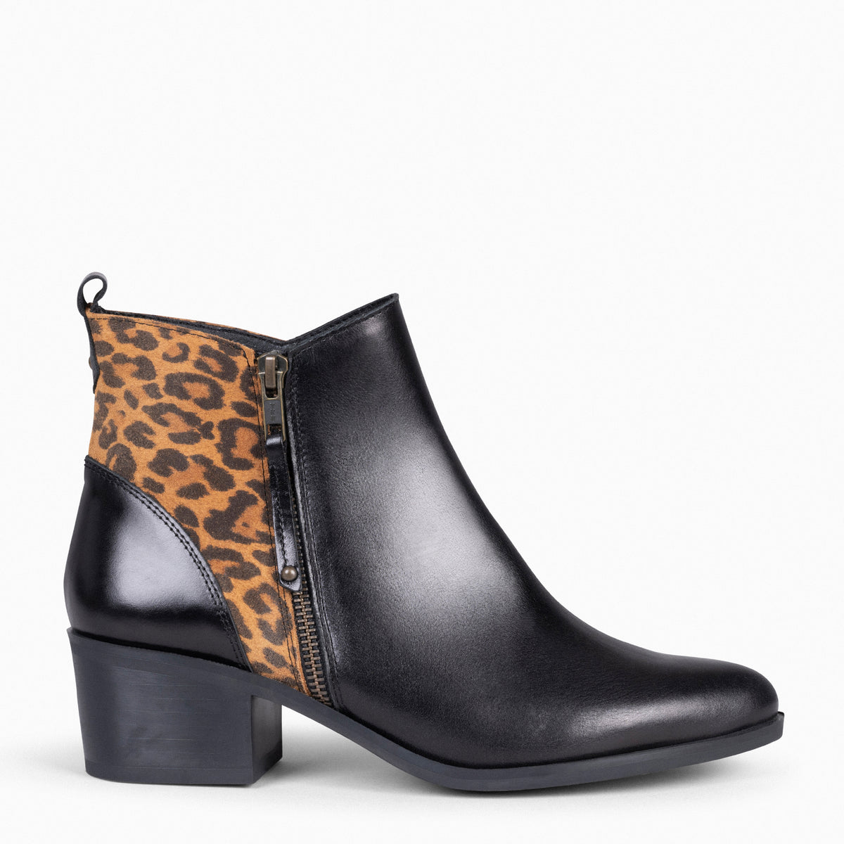 REBECCA – LEOPARD Women Heeled Booties