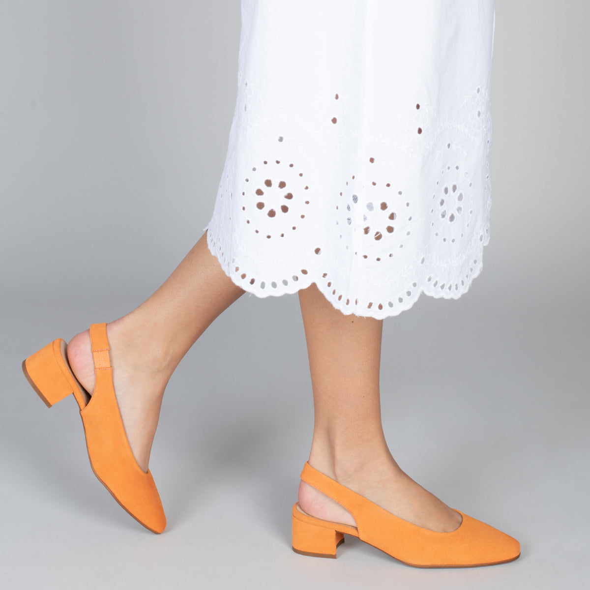 URBAN LADY – Zapatos de tacón destalonados NARANJA