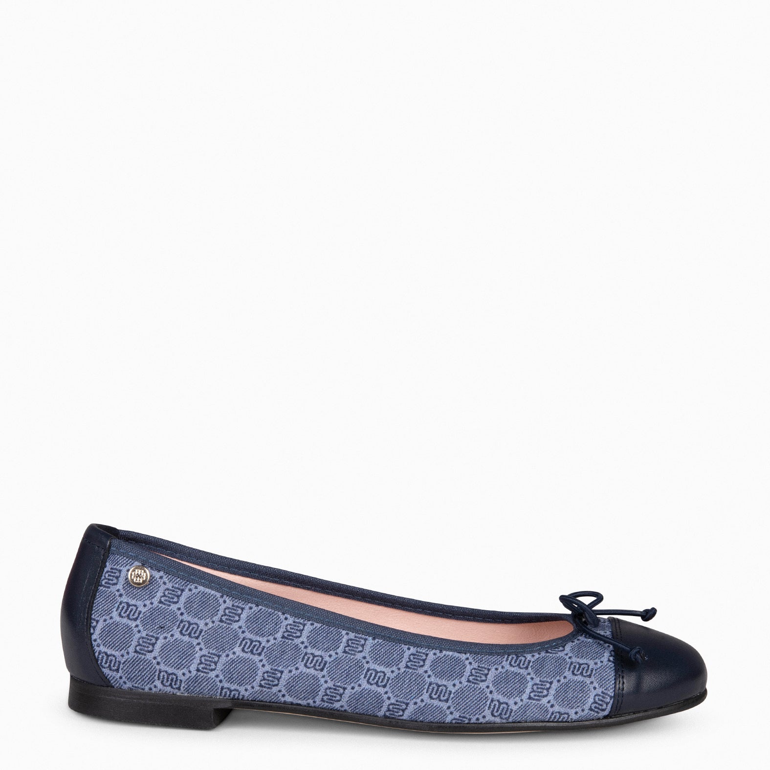 VICTORIA – NAVY BALLERINA WITH LACE
