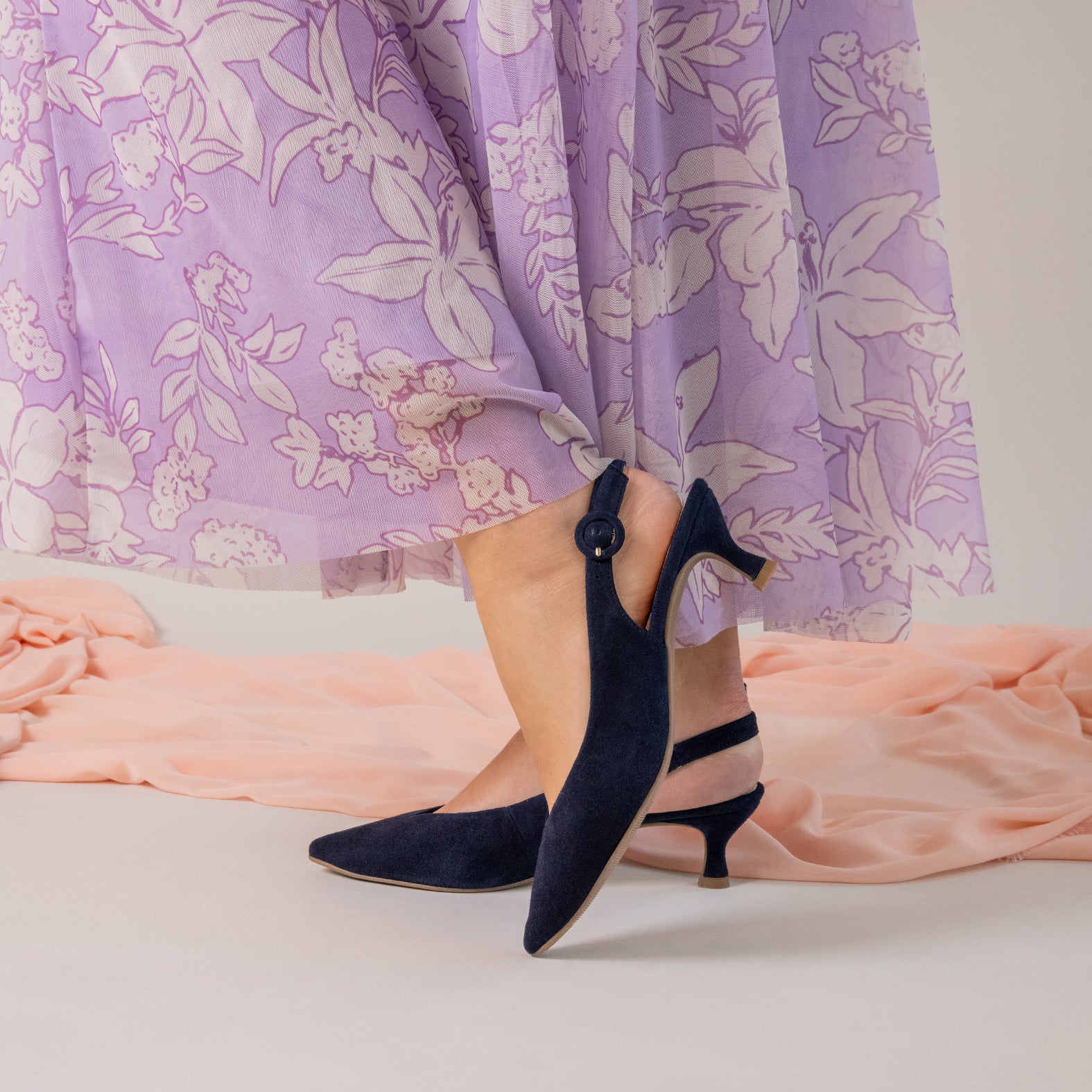 CARMEN – NAVY low heel slingback