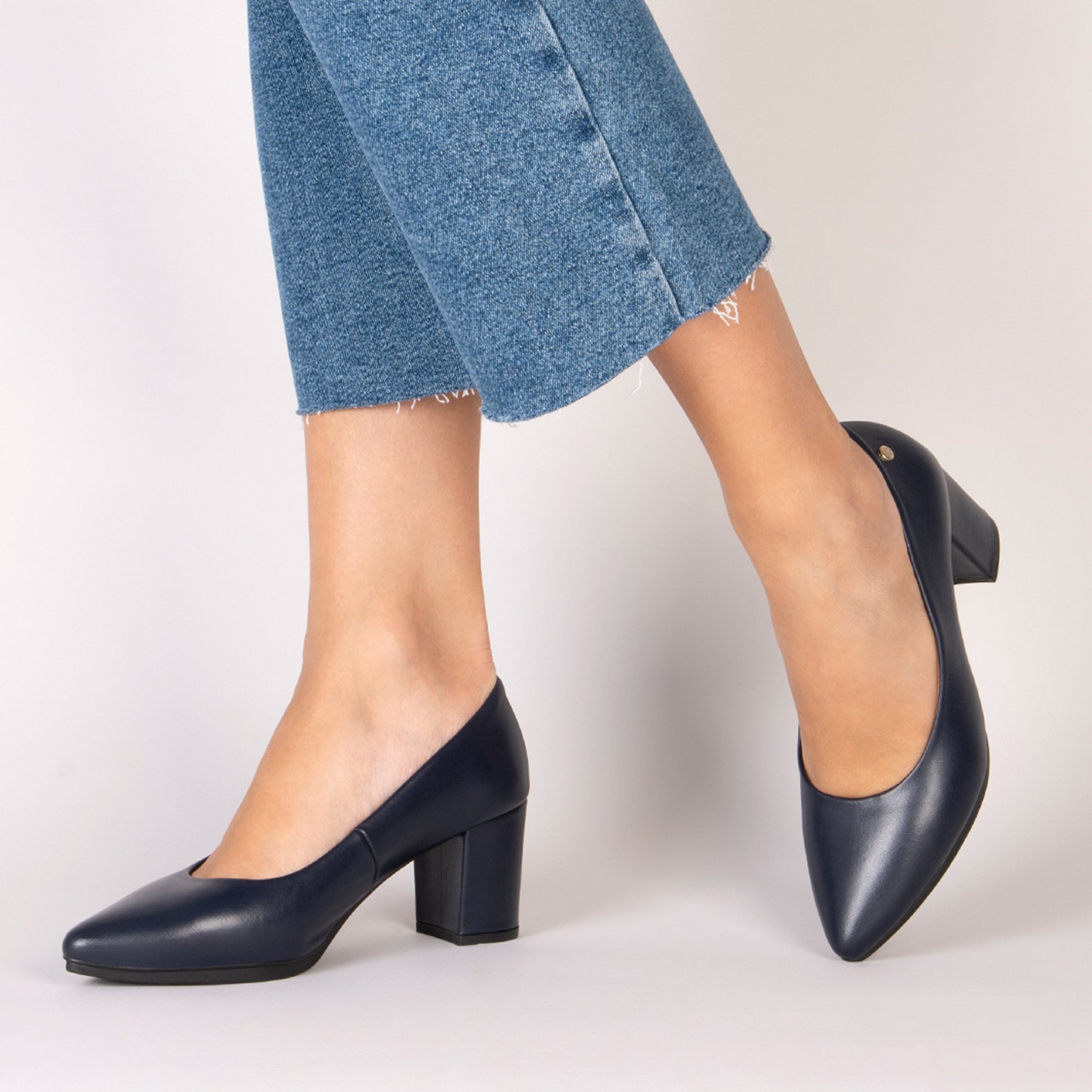 URBAN S SALÓN - Zapatos de tacón medio de napa MARINO - miMaO ®