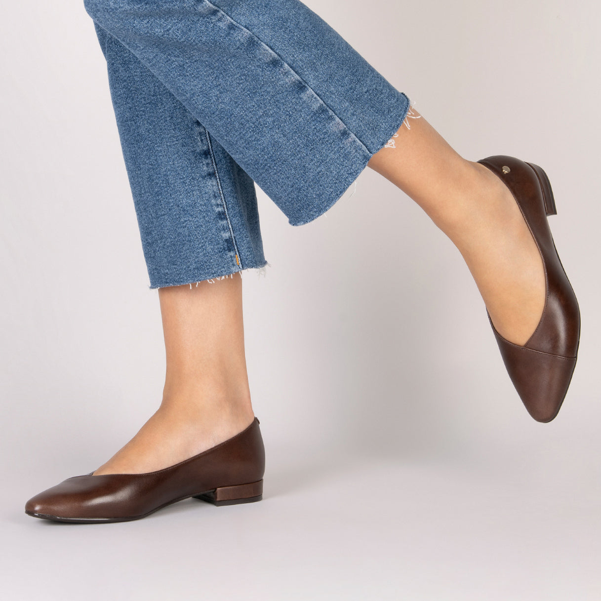 MARIE - Bailarinas tacón bajo MARRON
