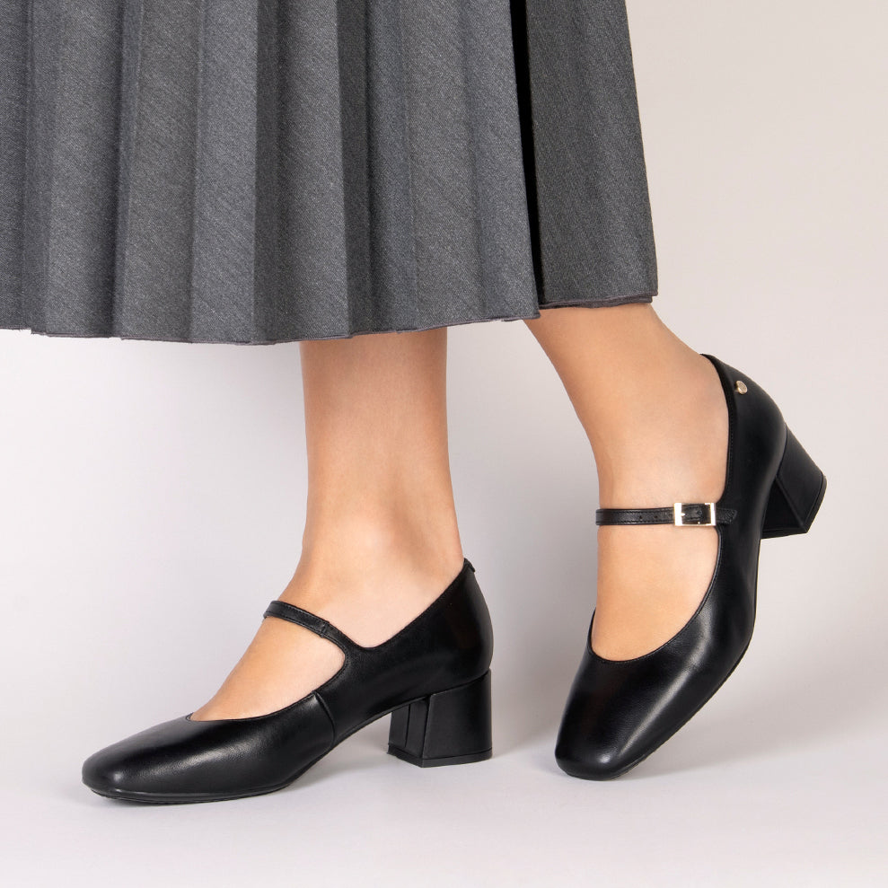 BELLA - Zapatos con pulsera y puntera cuadrada NEGRO