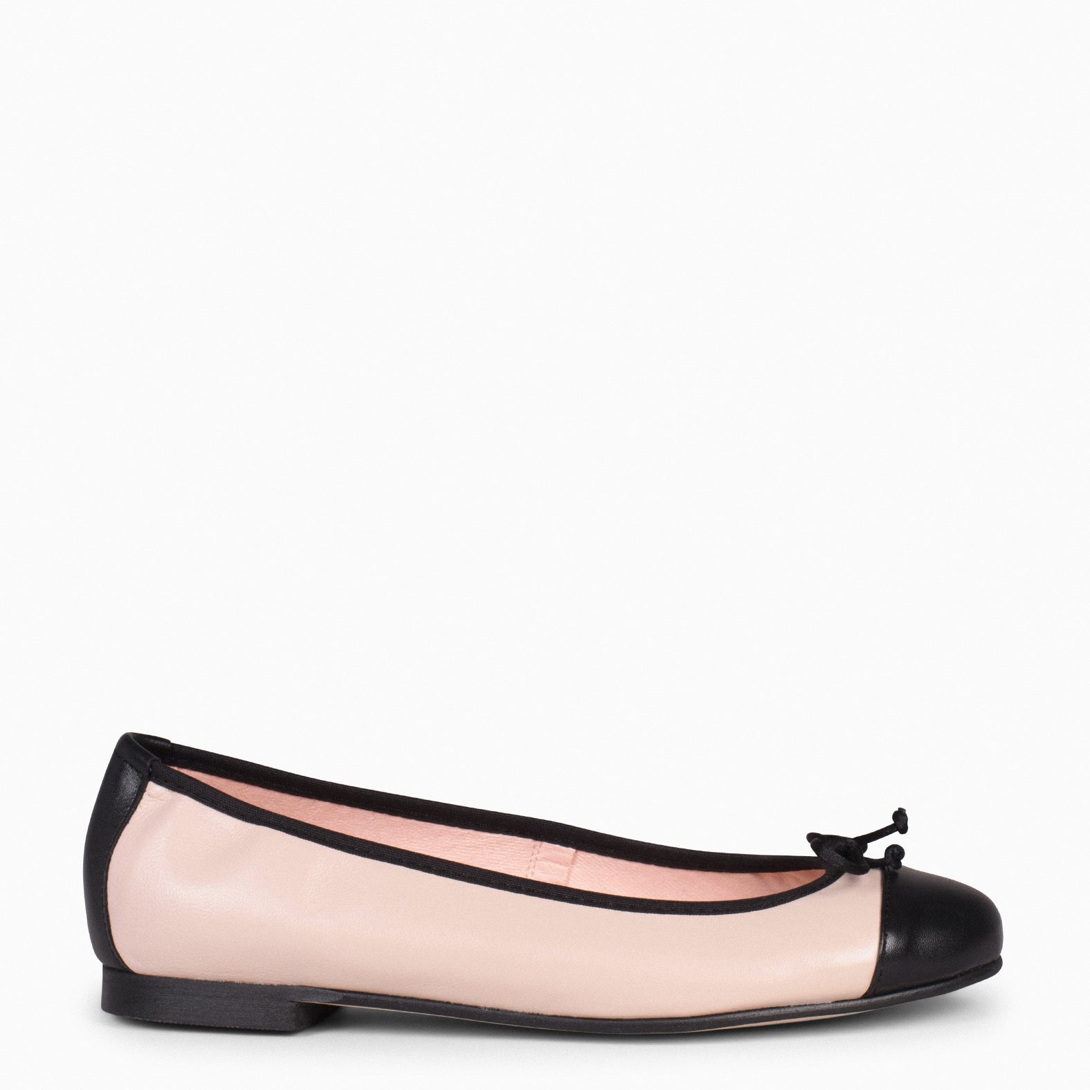 BALLET – NUDE ballerina flats with black toe