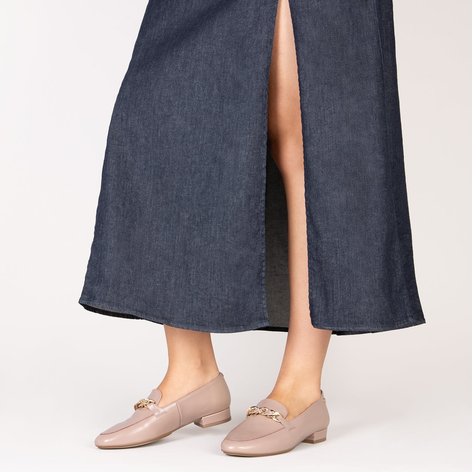CHAIN – Mocasines planos con adorno metalizado NUDE
