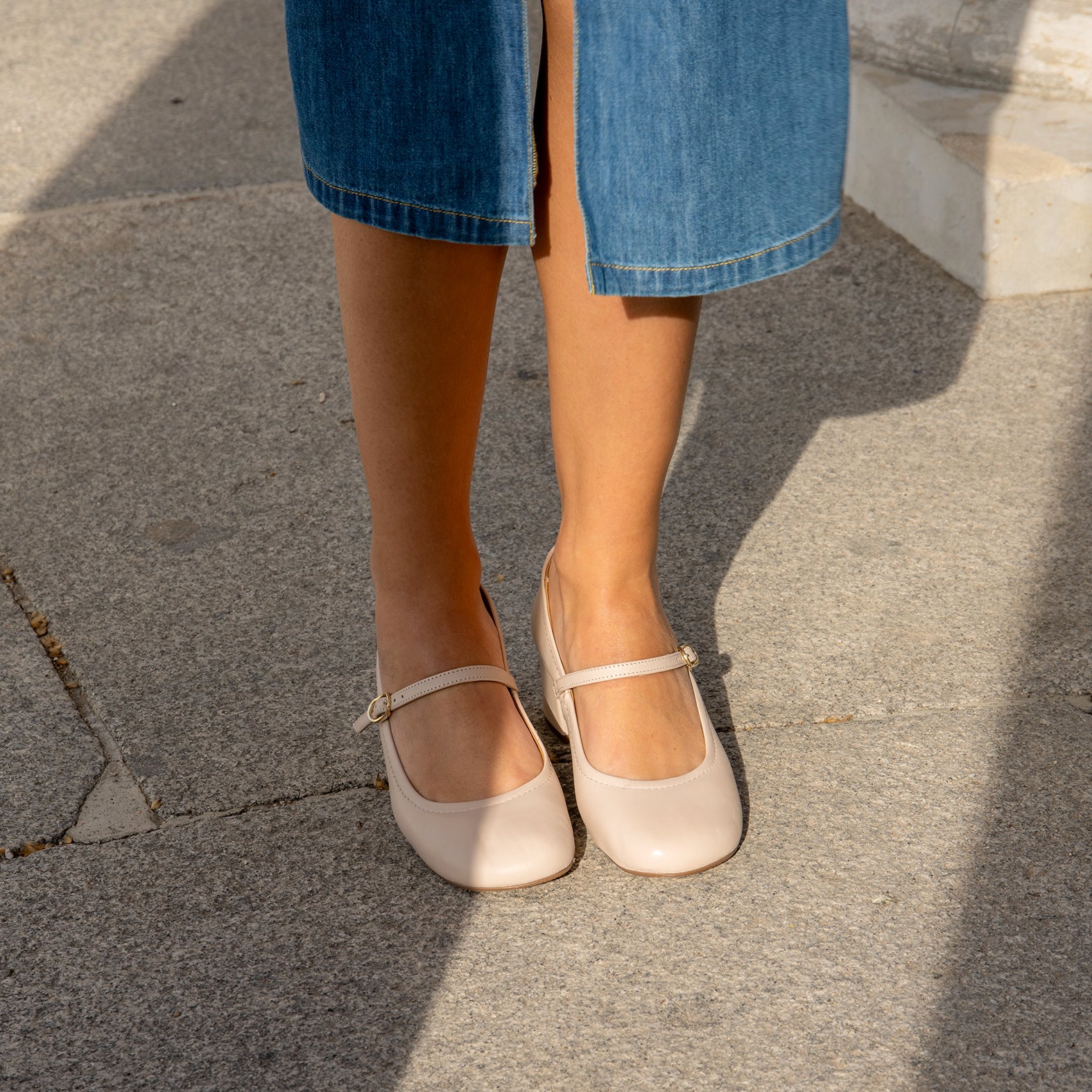 ROSALIA - BEIGE MARY-JANES WIDE HEELS BARESOFT