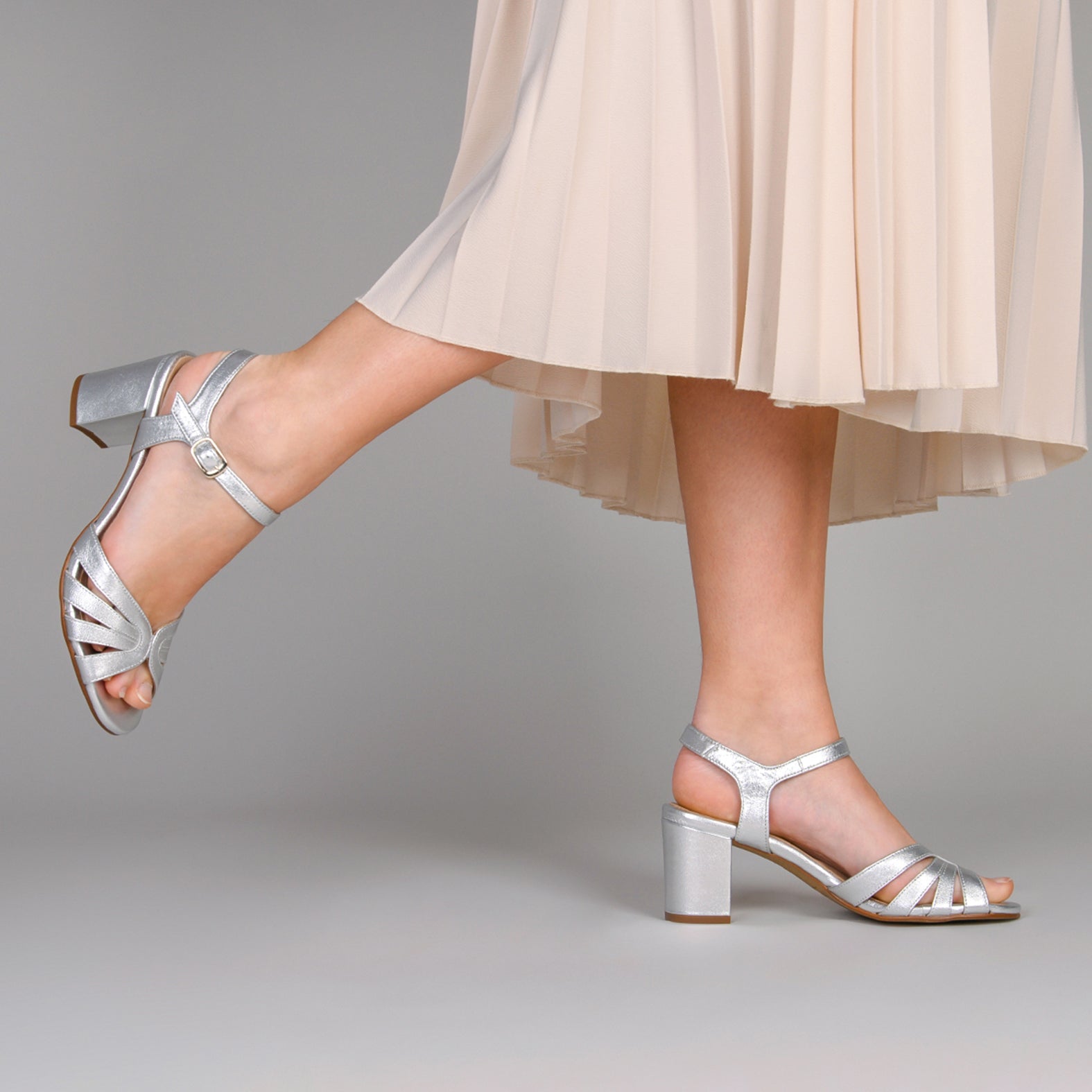 MUSE - SILVER BLOCK HEEL SANDALS