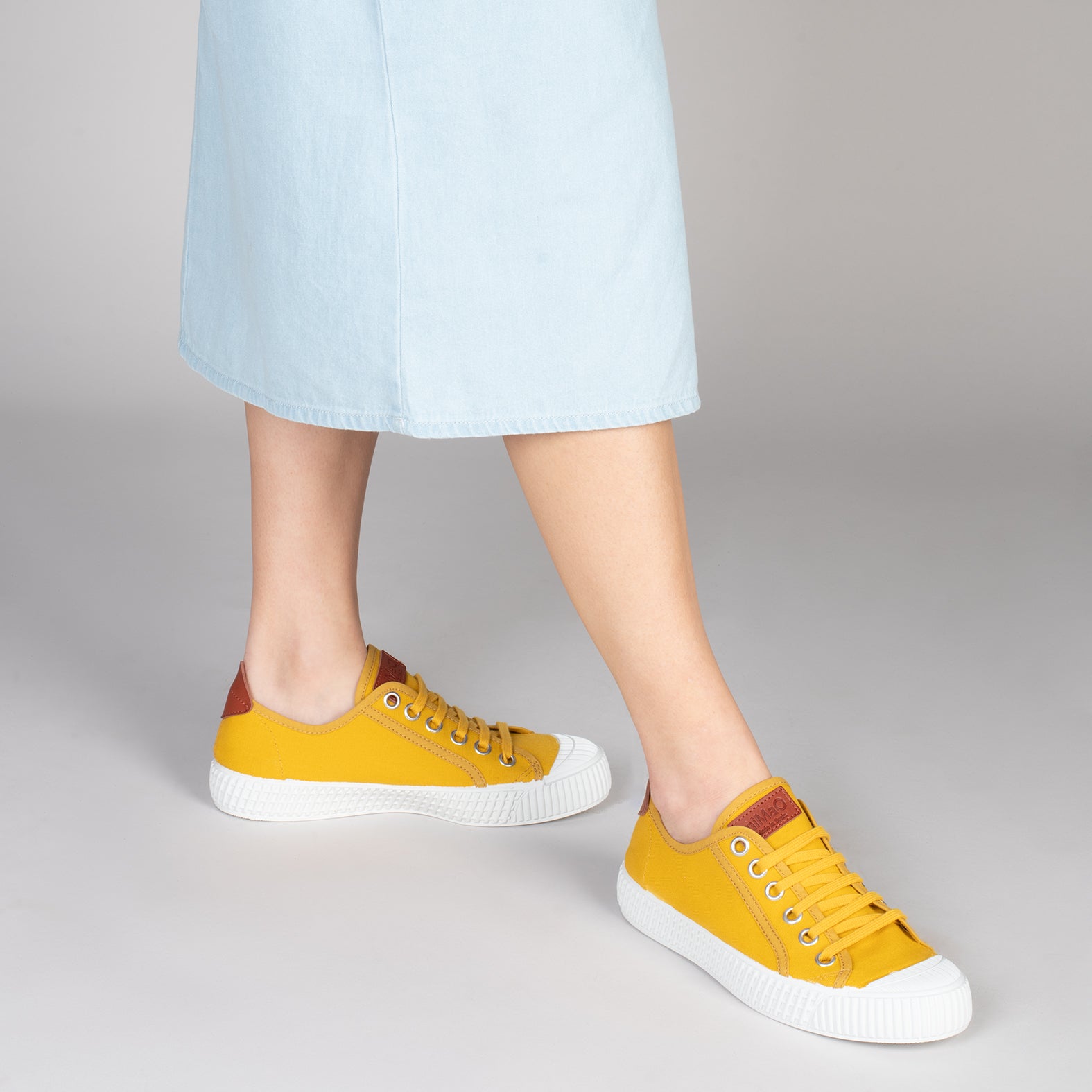 BAMBA – Baskets casual en toile pour femme MOUTARDE