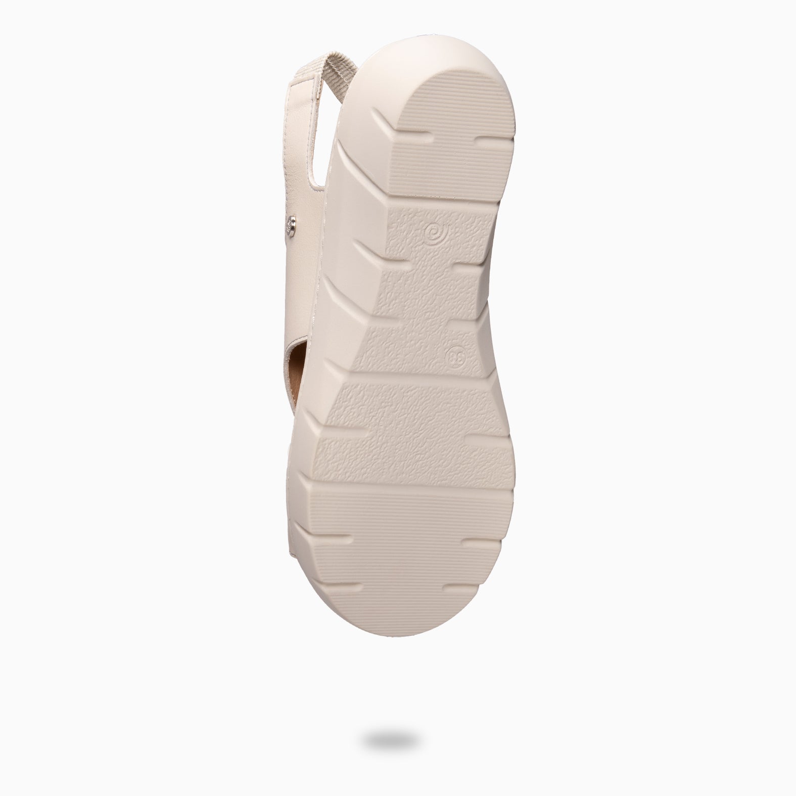 LUPÉ - Sandálias slingback com palmilha removível BEGE