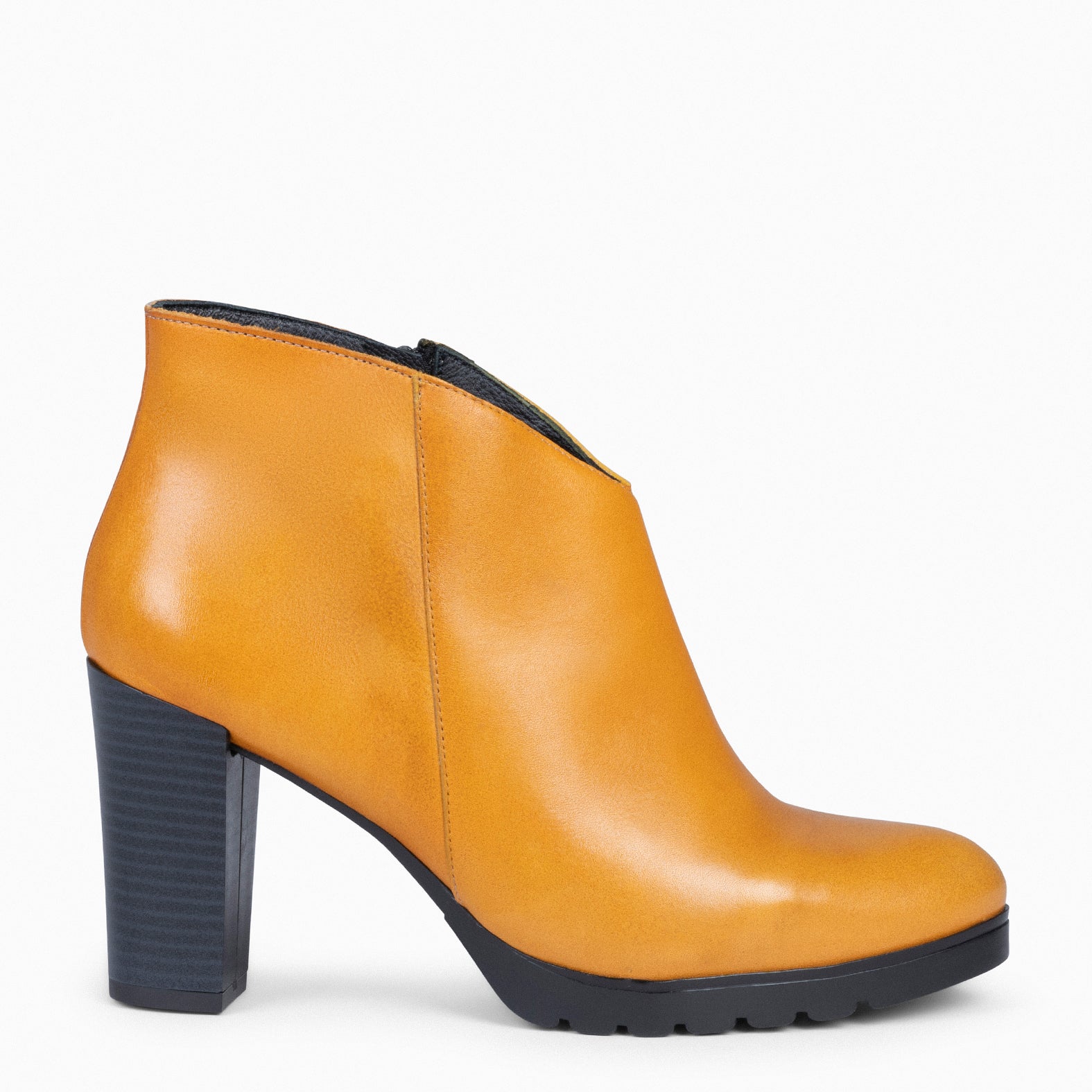 CLASSIC - Bottines pour femme à talon MOUTARDE