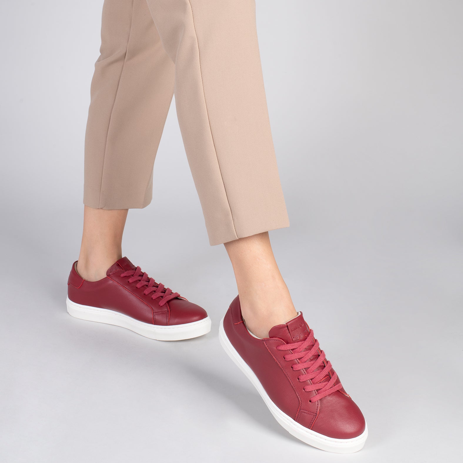 SNEAKER – BURGUNDY elegant lifestyle sneakers