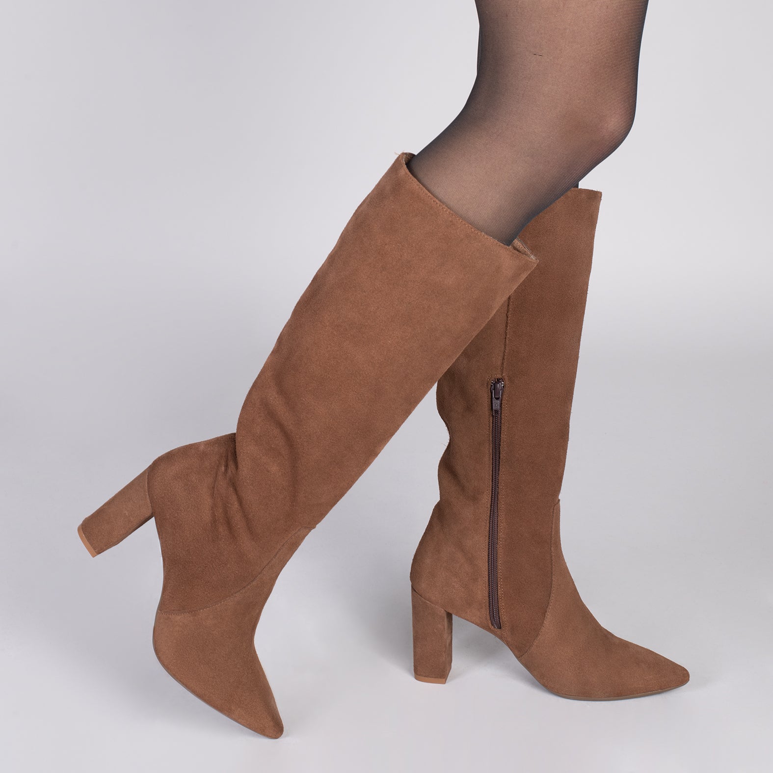URBAN - Bottes hautes en nubuck avec zip MARRON
