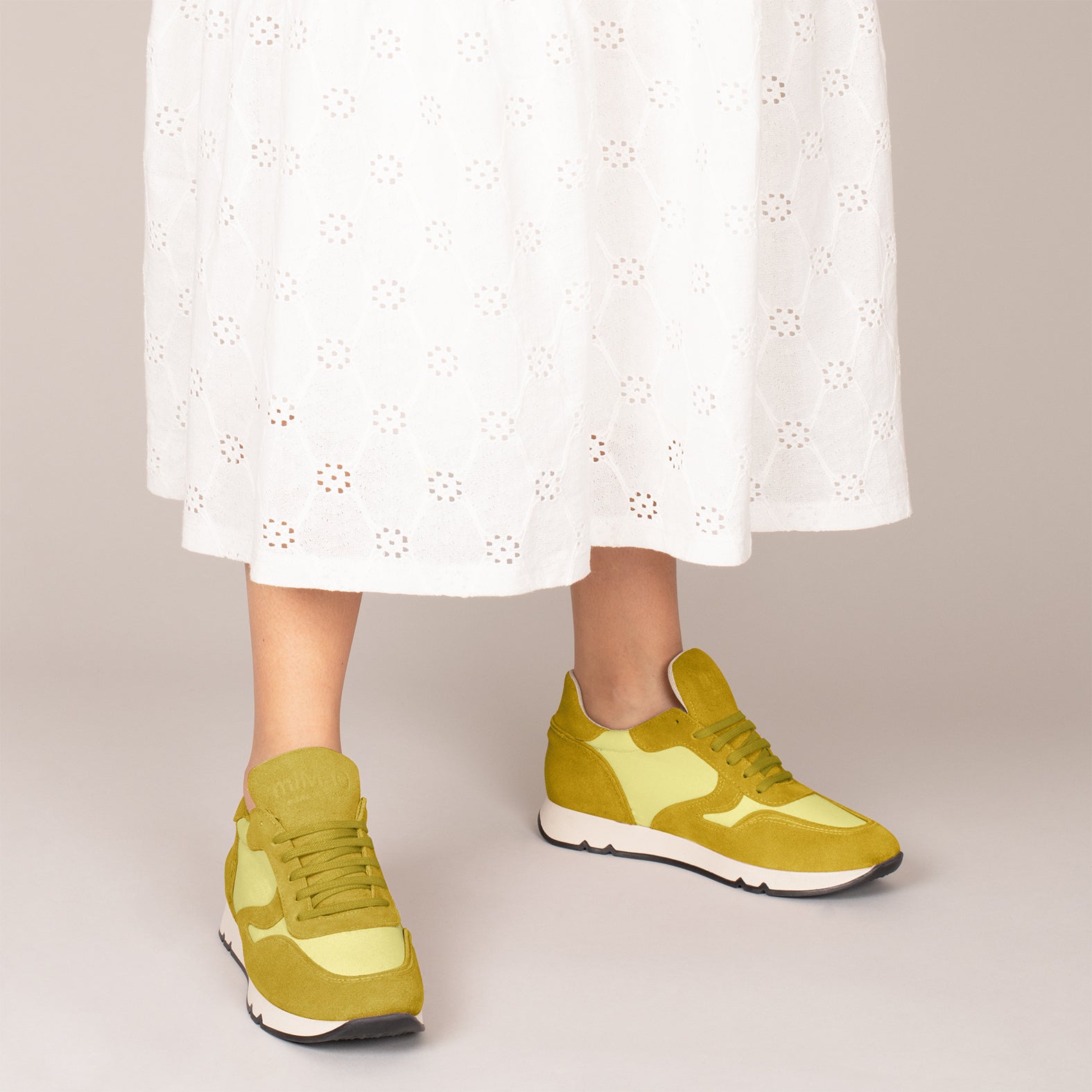 SPORTS - Baskets pour femme JAUNE