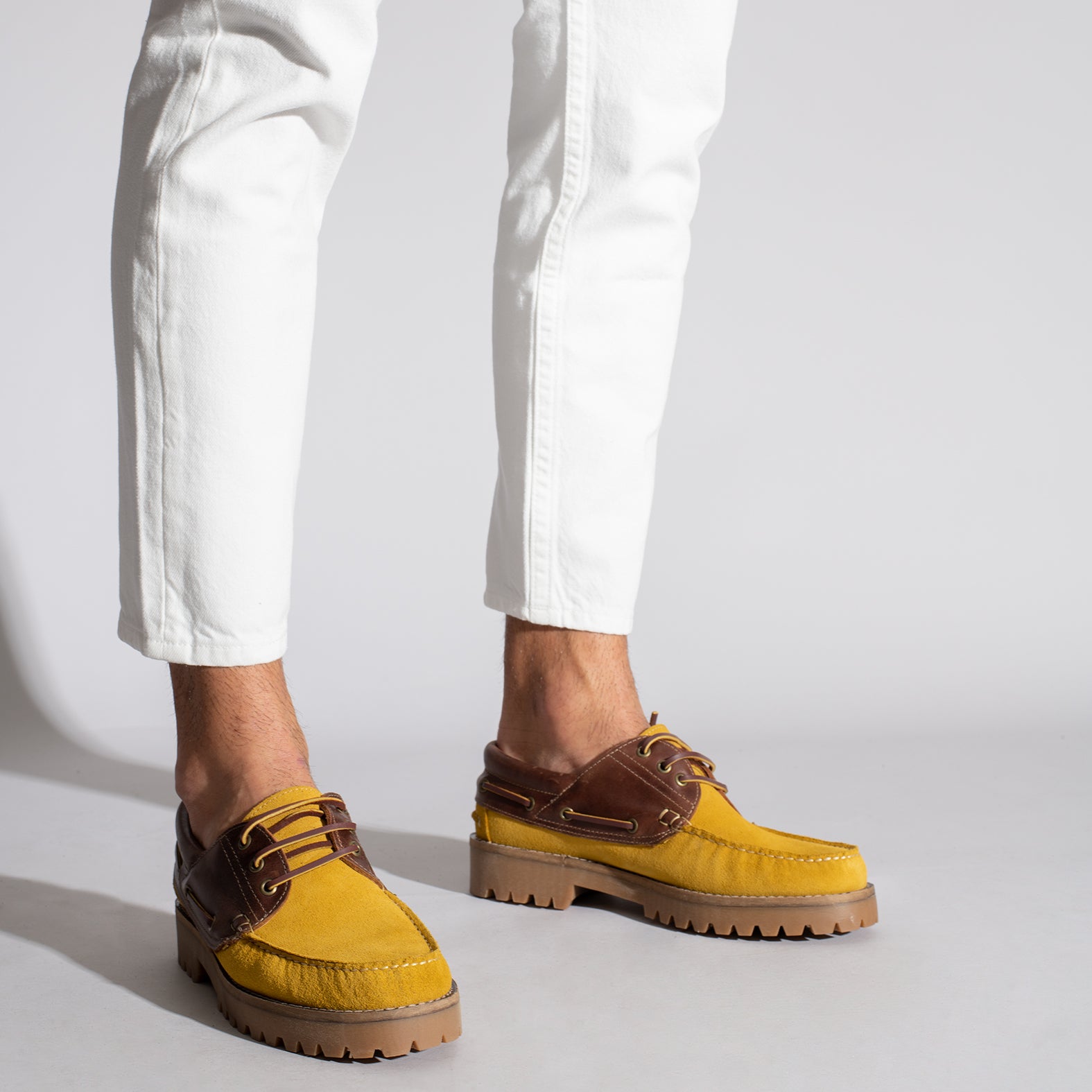 NÁUTICO Zapatos de cordones para hombre AMARILLO