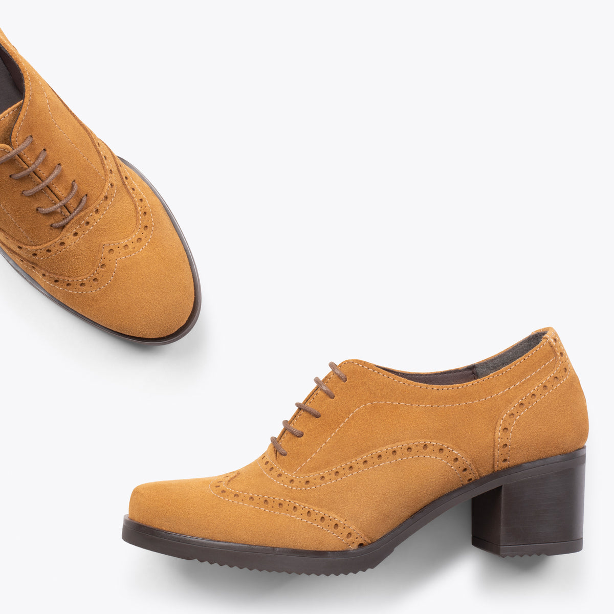 OXFORD – Blucher de mujer con tacón CAMEL