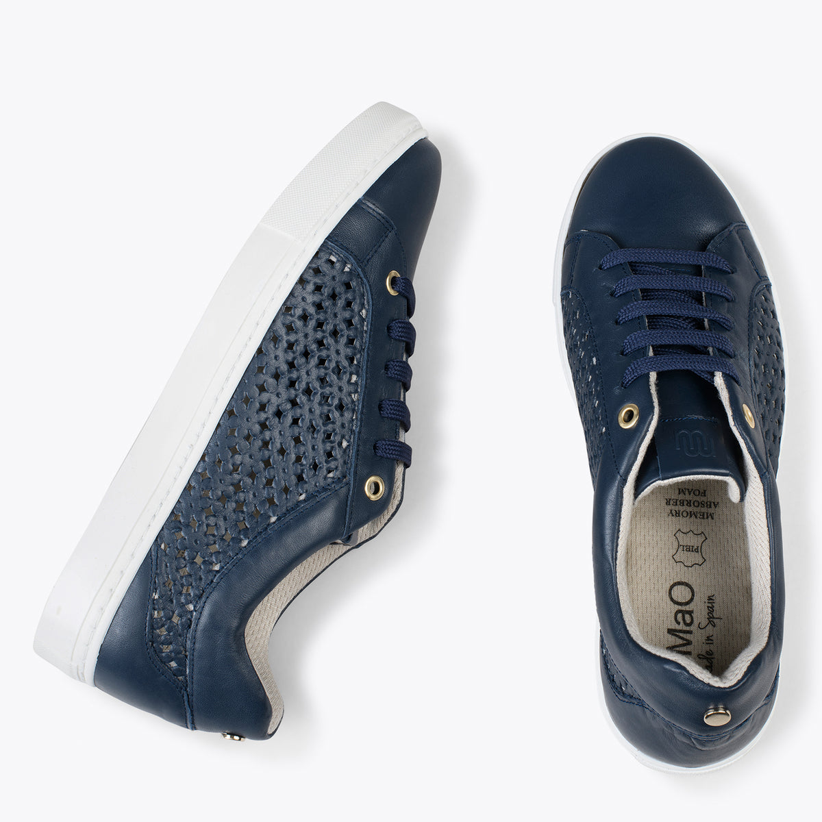 BREATHE – Zapatillas de napa con diseño troquelado MARINO
