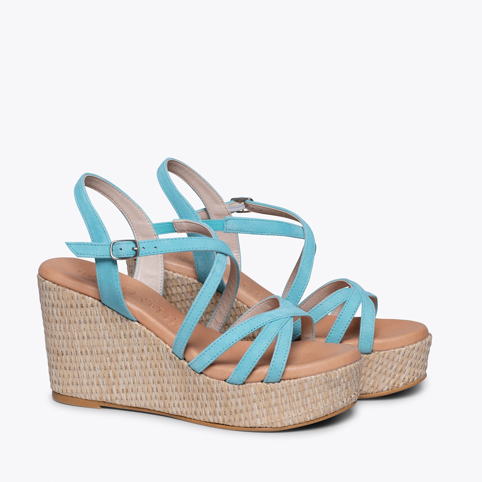MICONOS Cuña con plataforma de rafia y tiras cruzadas ACUARIO