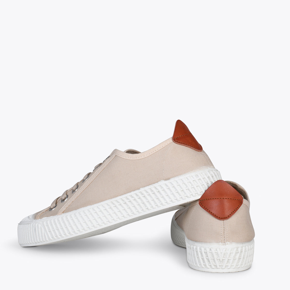 BAMBA – Sapatilhas casuais em lona para mulher BEGE