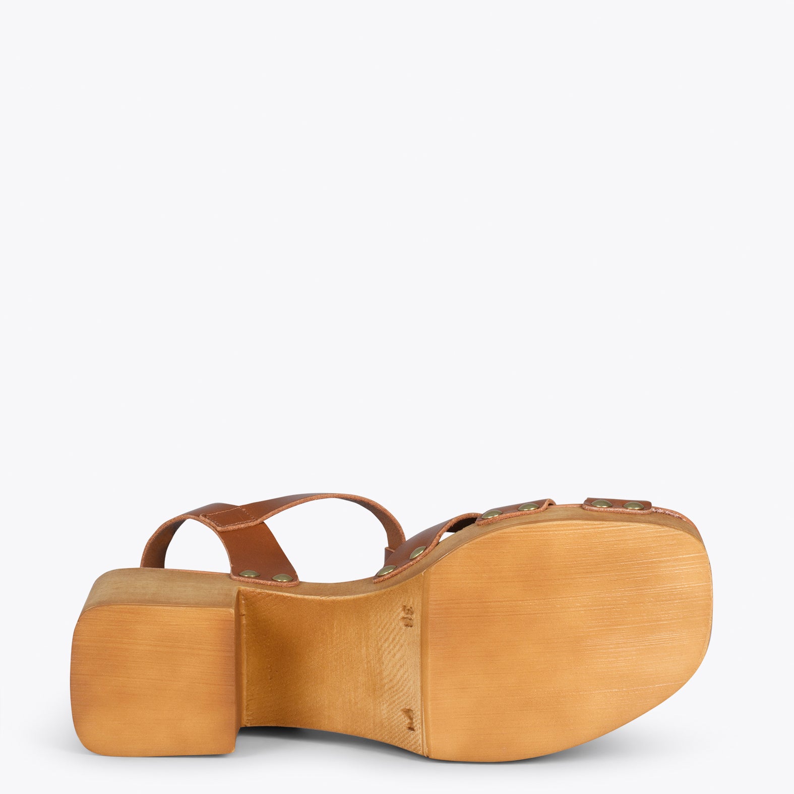 PARADISE – CAMEL Fisherman’s sandals