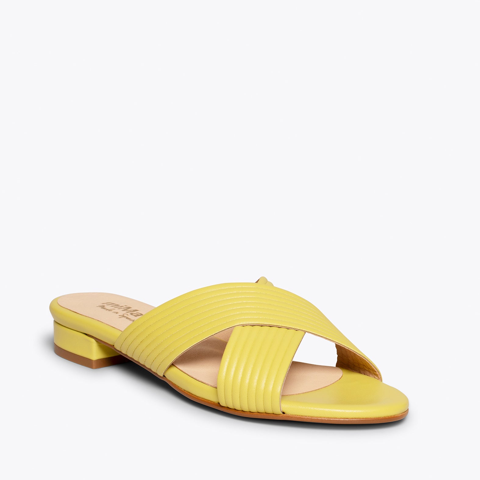 PALA Sandalias planas AMARILLAS con tiras cruzadas