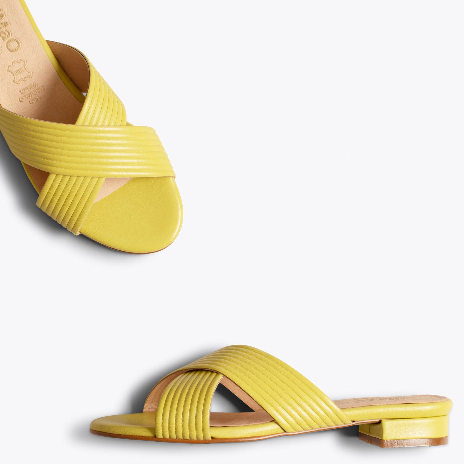 PALA Sandalias planas AMARILLAS con tiras cruzadas