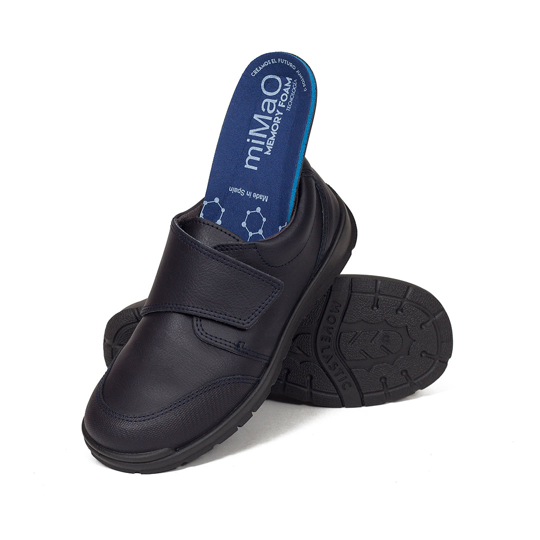 Zapatos escolares en piel lavable con plantilla memory foam