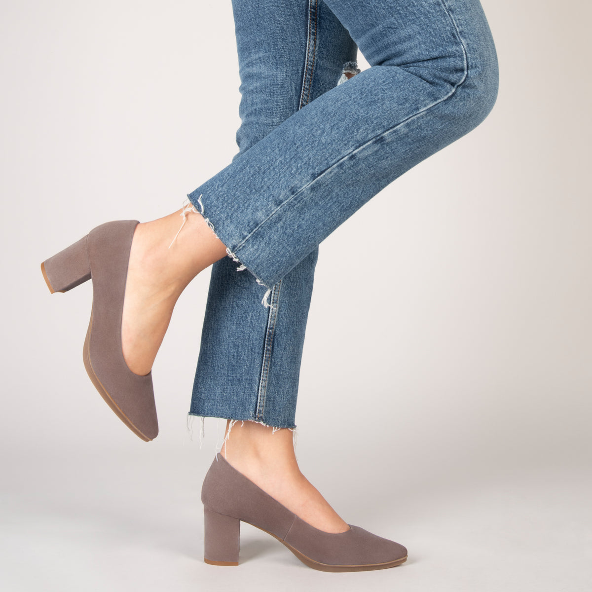 URBAN S - Zapatos de tacón medio de ante TAUPE