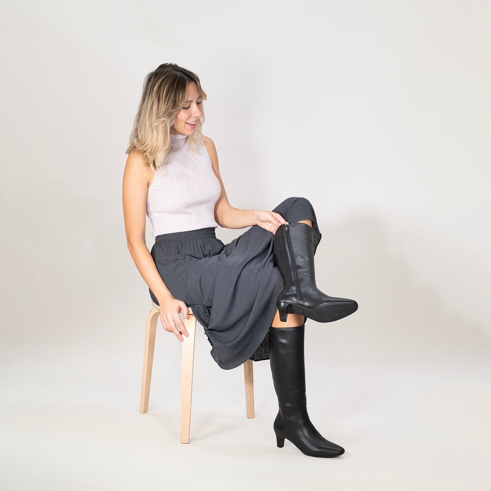 QUEENS - Bota alta de tacón NEGRO