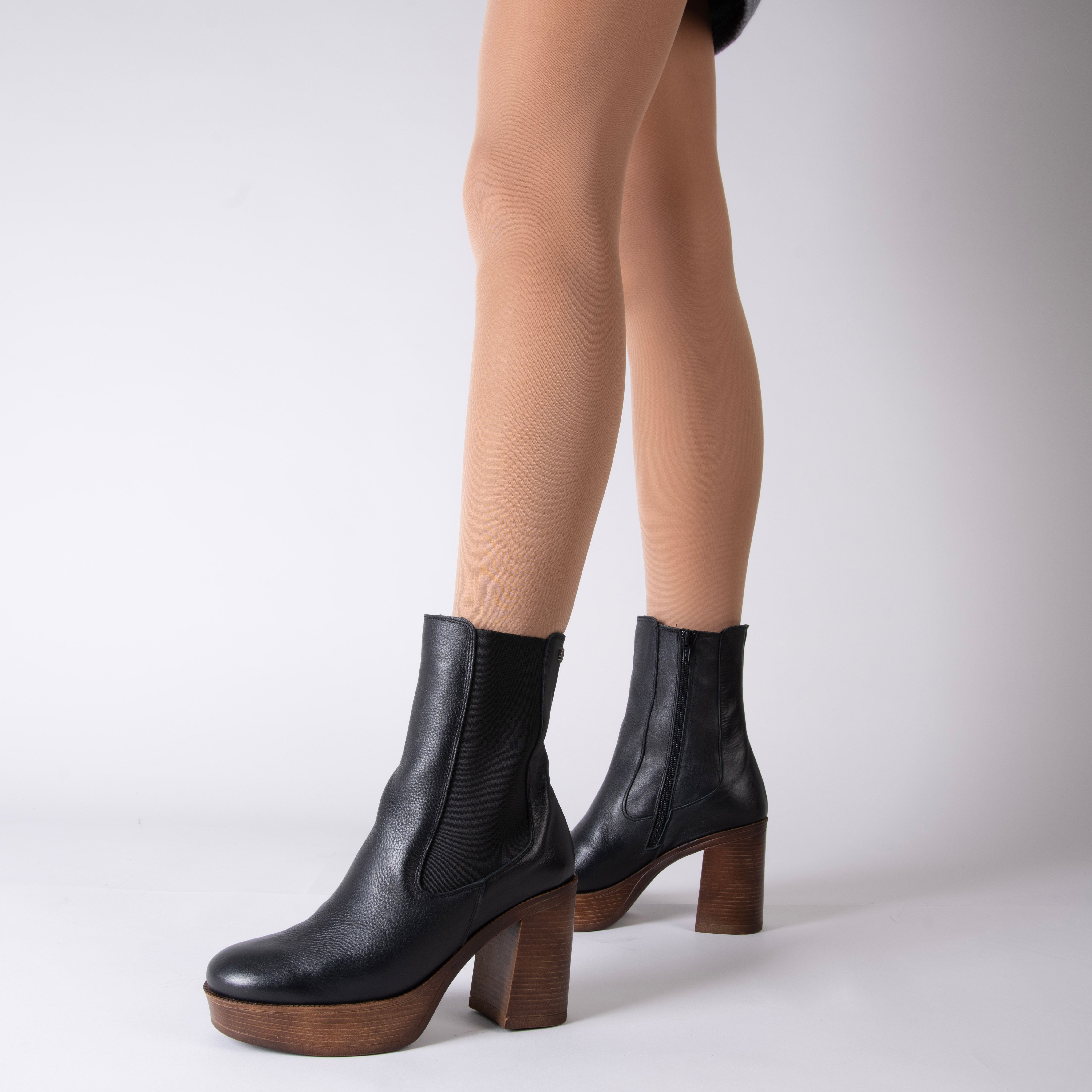 AITANA – Bottines montantes à talon haut et plateforme NOIR