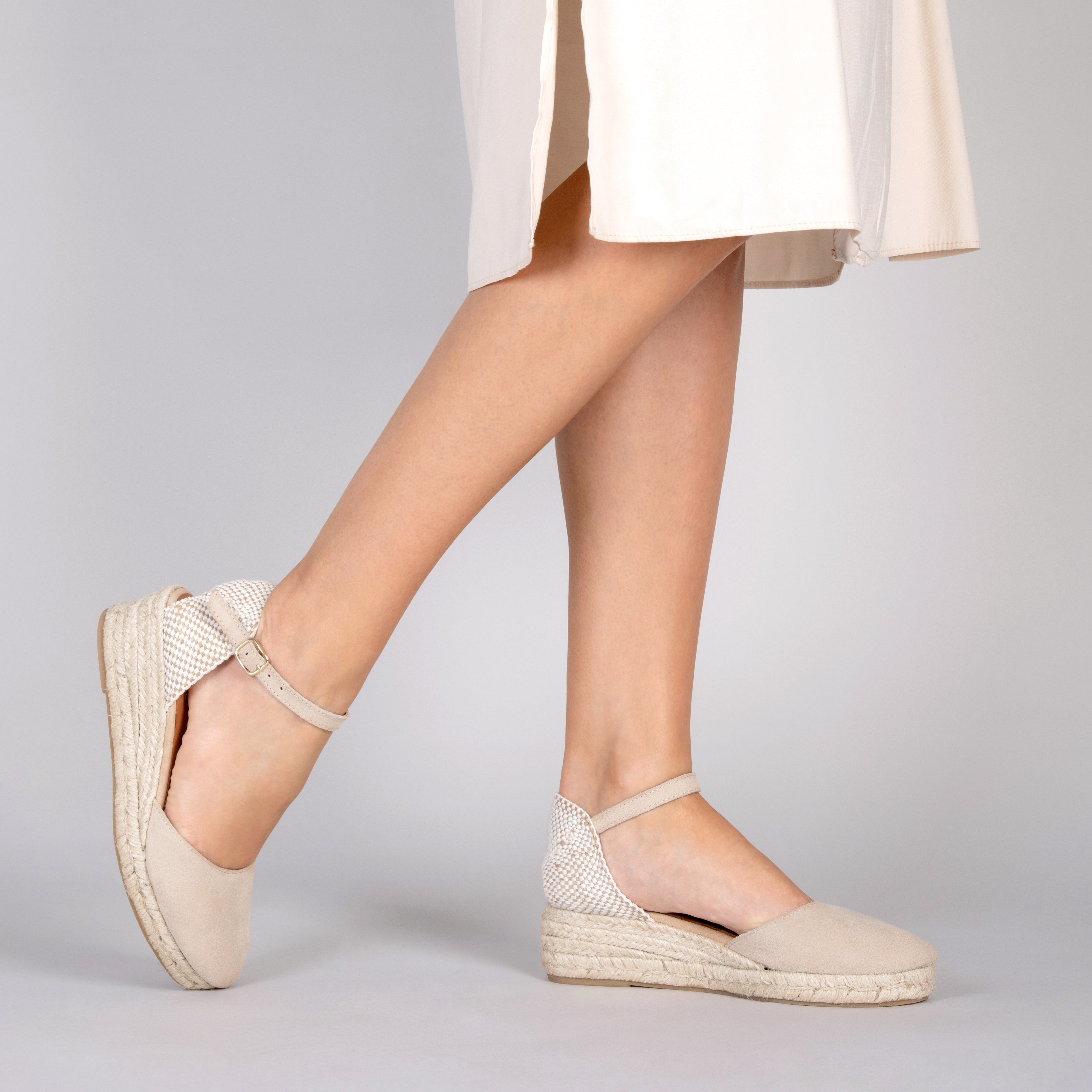 FORNELLS - Cuñas bajas de Esparto BEIGE