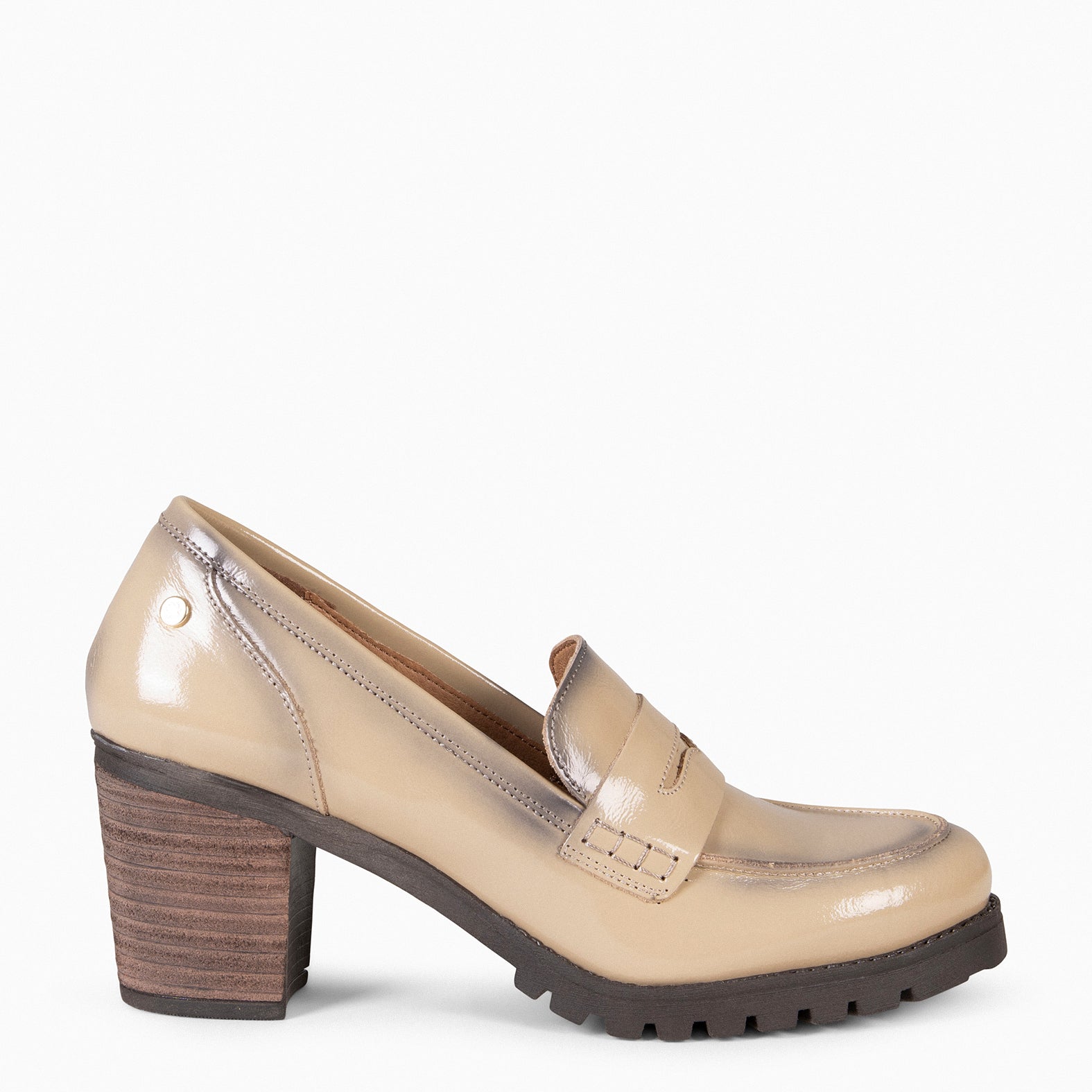 TREND S - Mocassin à talon en cuir vernis BEIGE